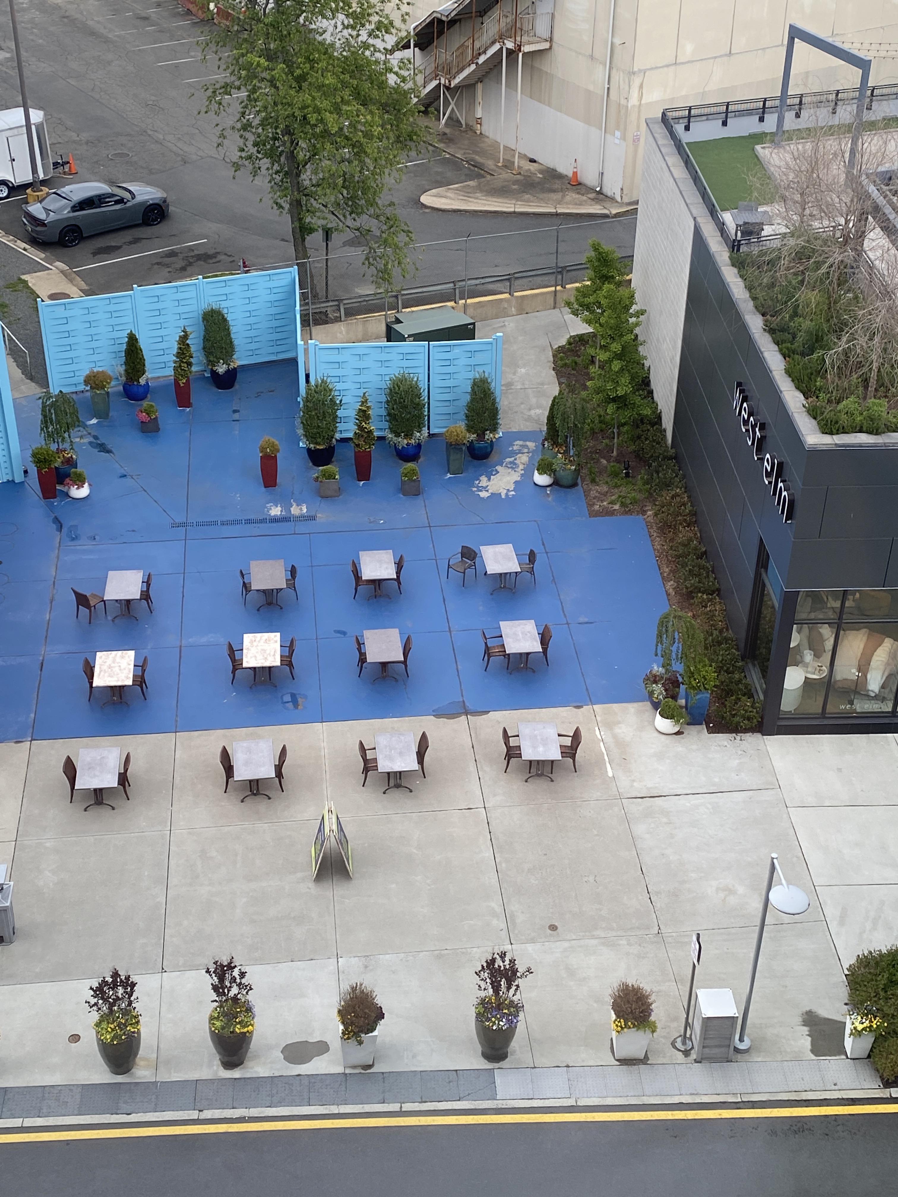 Mosaic District anyone know what’s going one here? r/nova