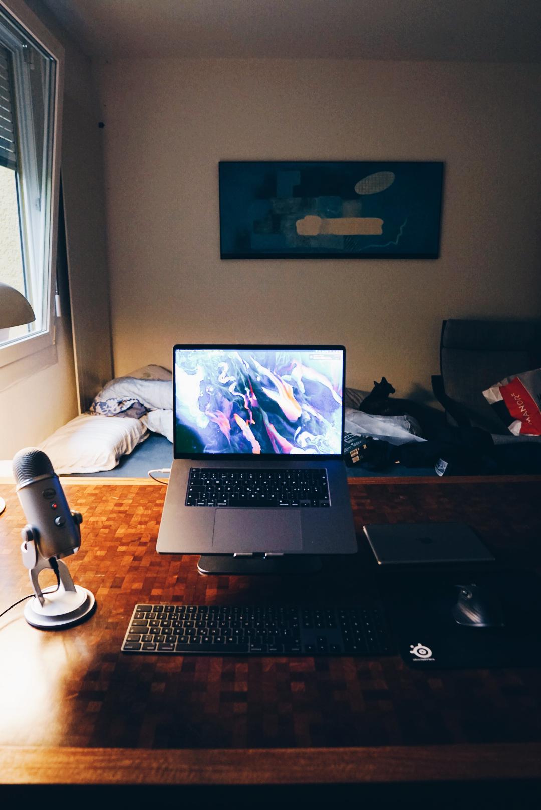 My new 16" Macbook Pro desk setup! r/macsetups