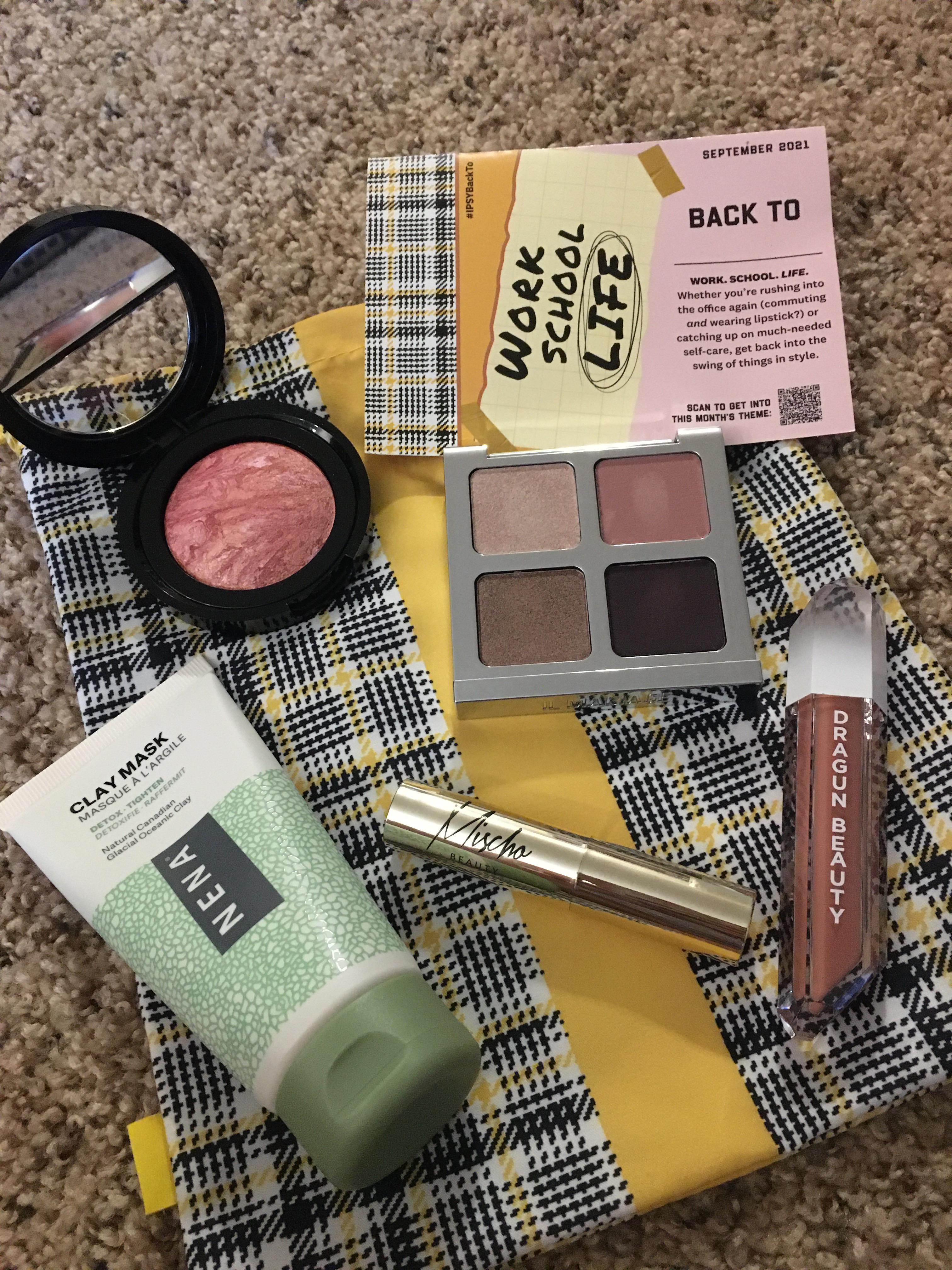 September Glam Bag Plus 😊 r/Ipsy