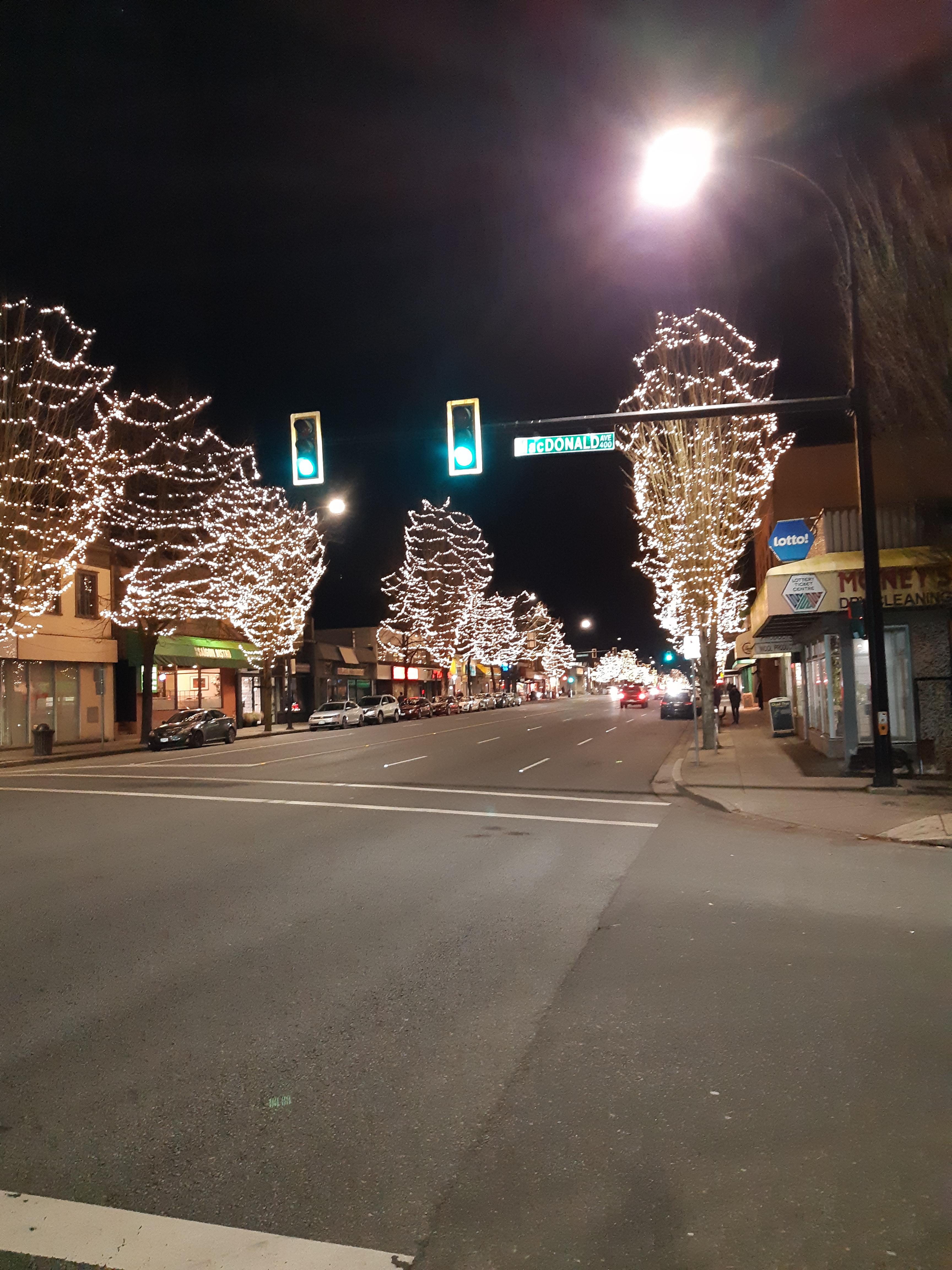 Christmas Lights in Burnaby Heights r/vancouver