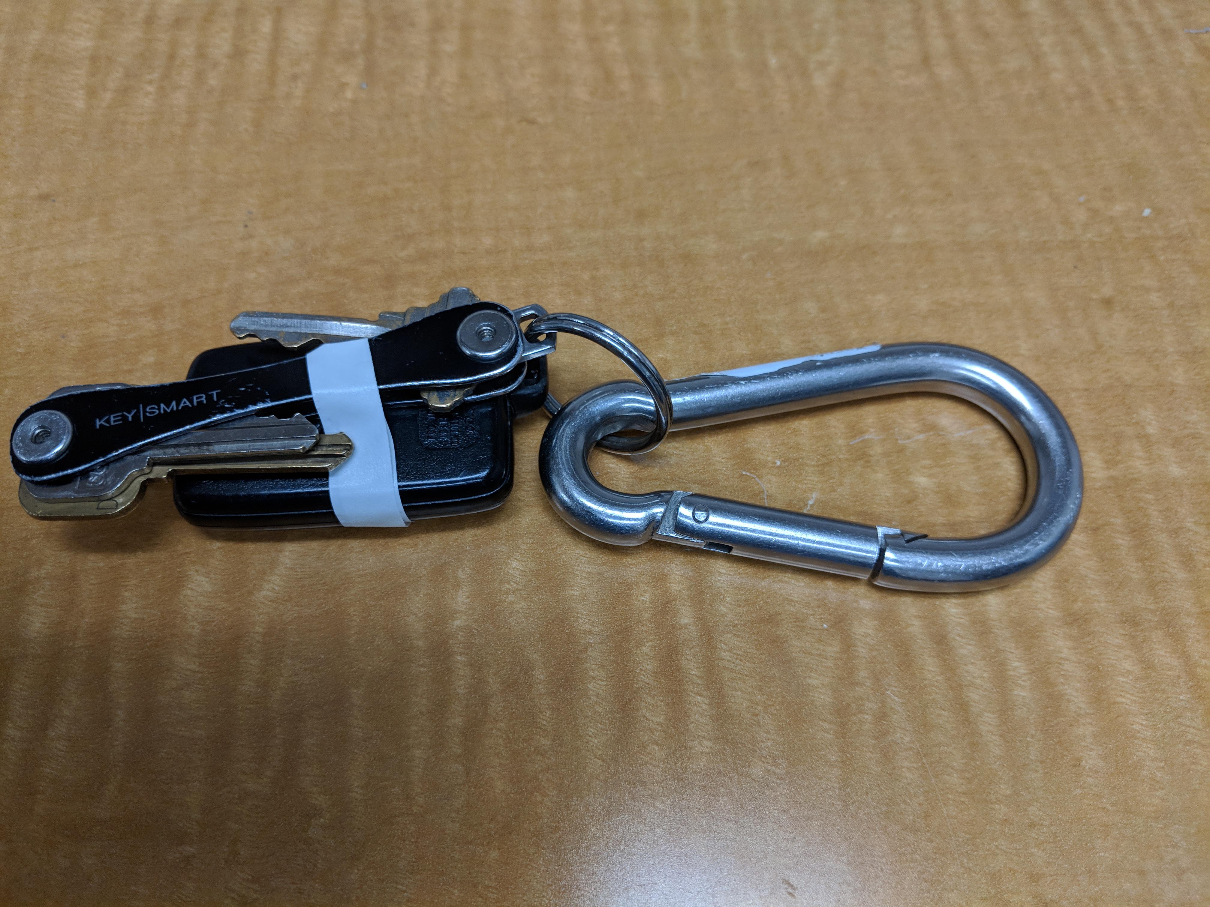 my silent keychain very ugly but very silent r/EDC