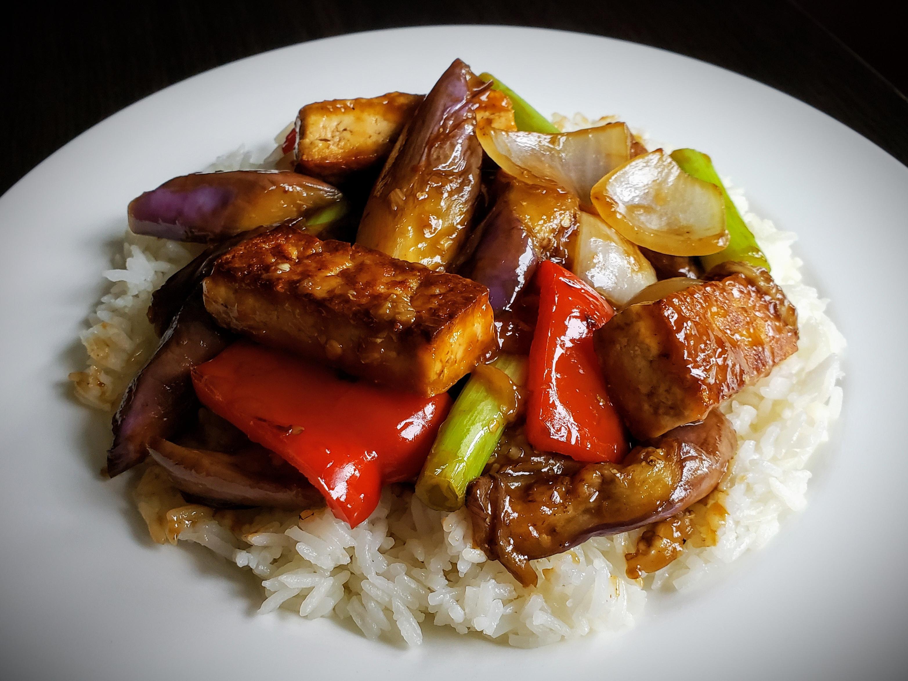 "SPICY EGGPLANT & TOFU"😋 r/veganrecipes