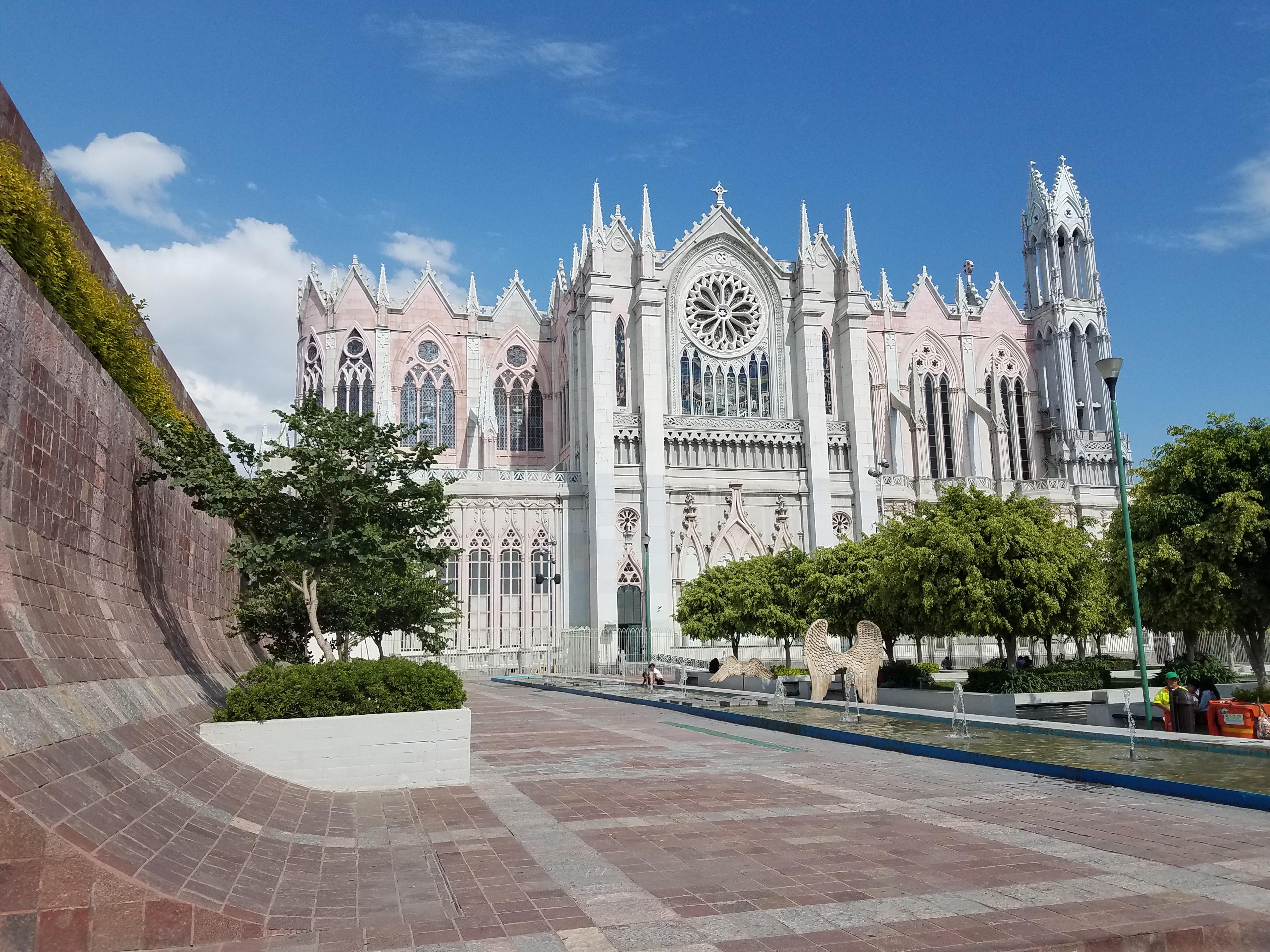 Templo Expiatorio, León Guanajuato, México [4032x3024] r/ArchitecturePorn