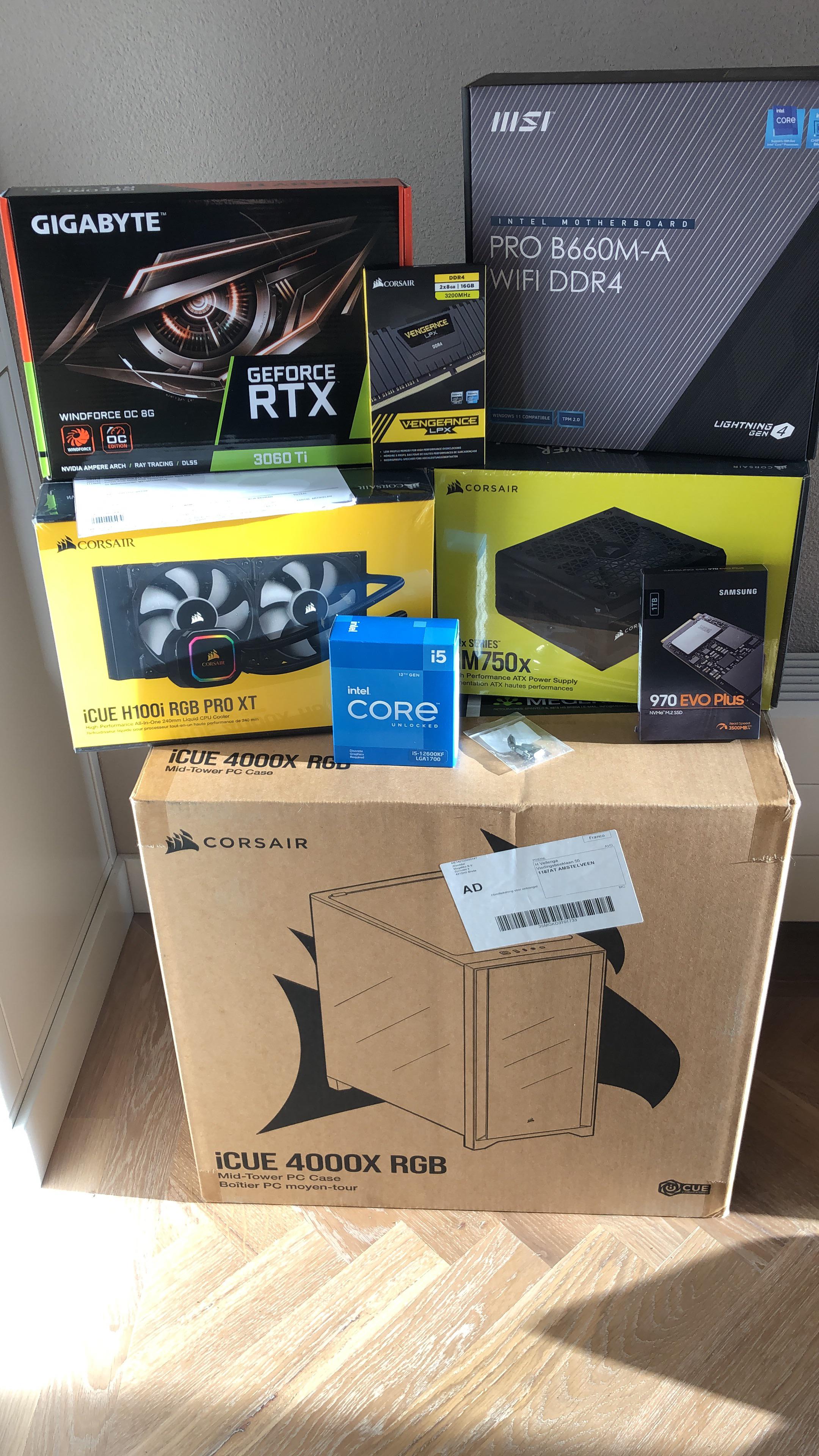 I finally received all my pc parts! r/PcBuild