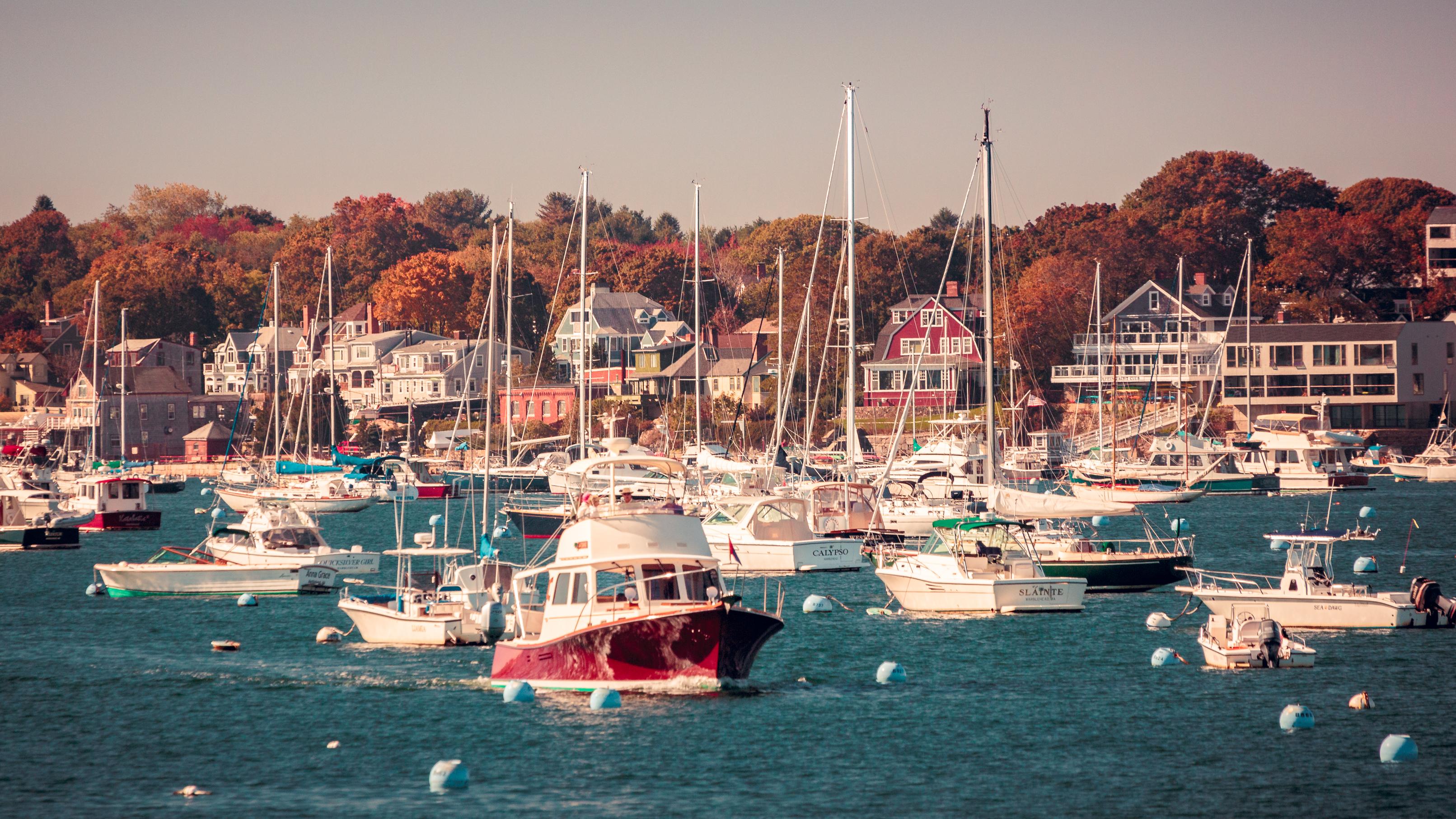 Marblehead Harbor in the fall, Marblehead, Massachusetts [OC] [3223 x