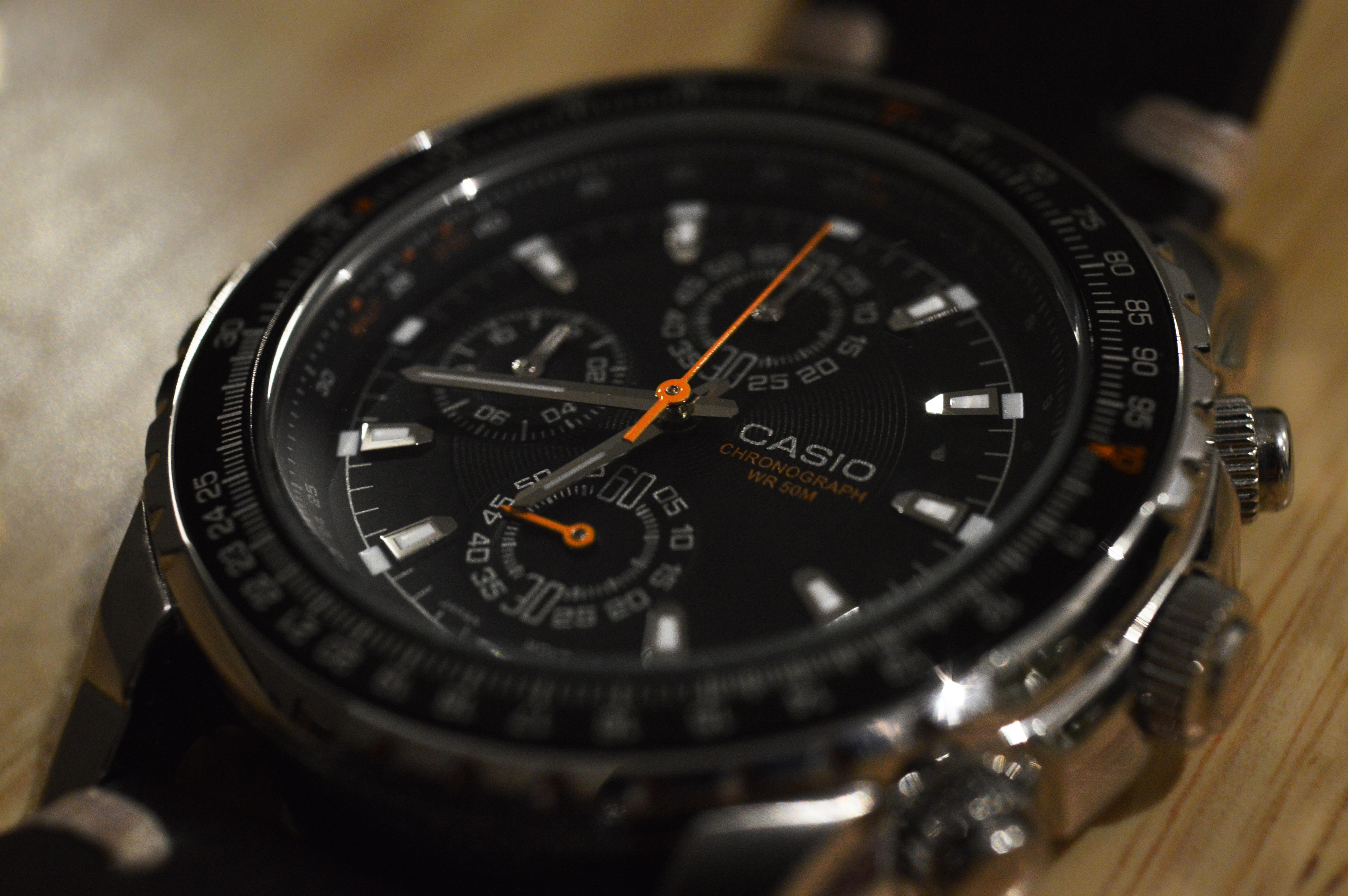 [Casio] Macro dial shot of my new chronograph r/Watches