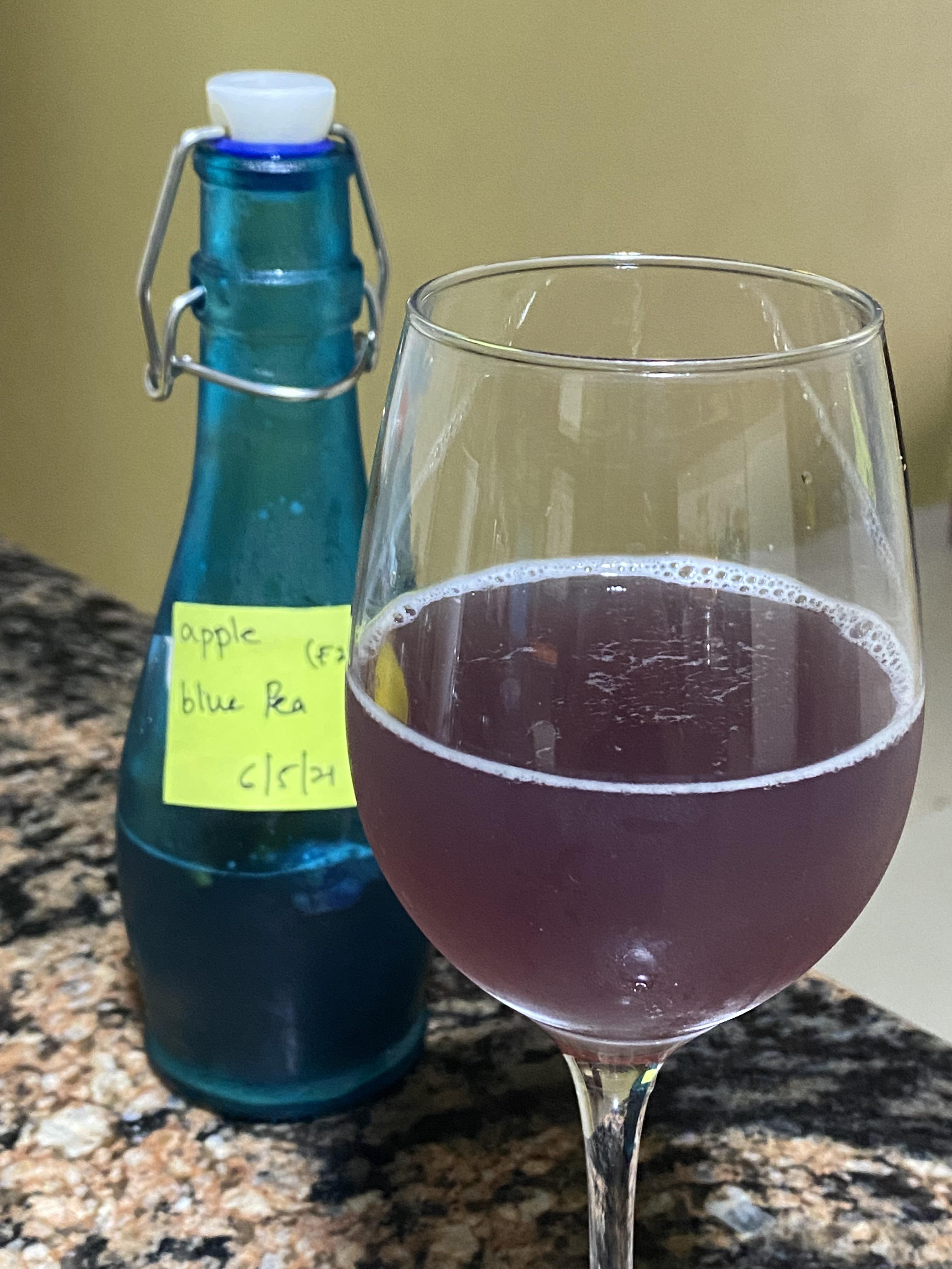 Apple + Blue Pea Flower turned out well! Loving the color.. flavour is