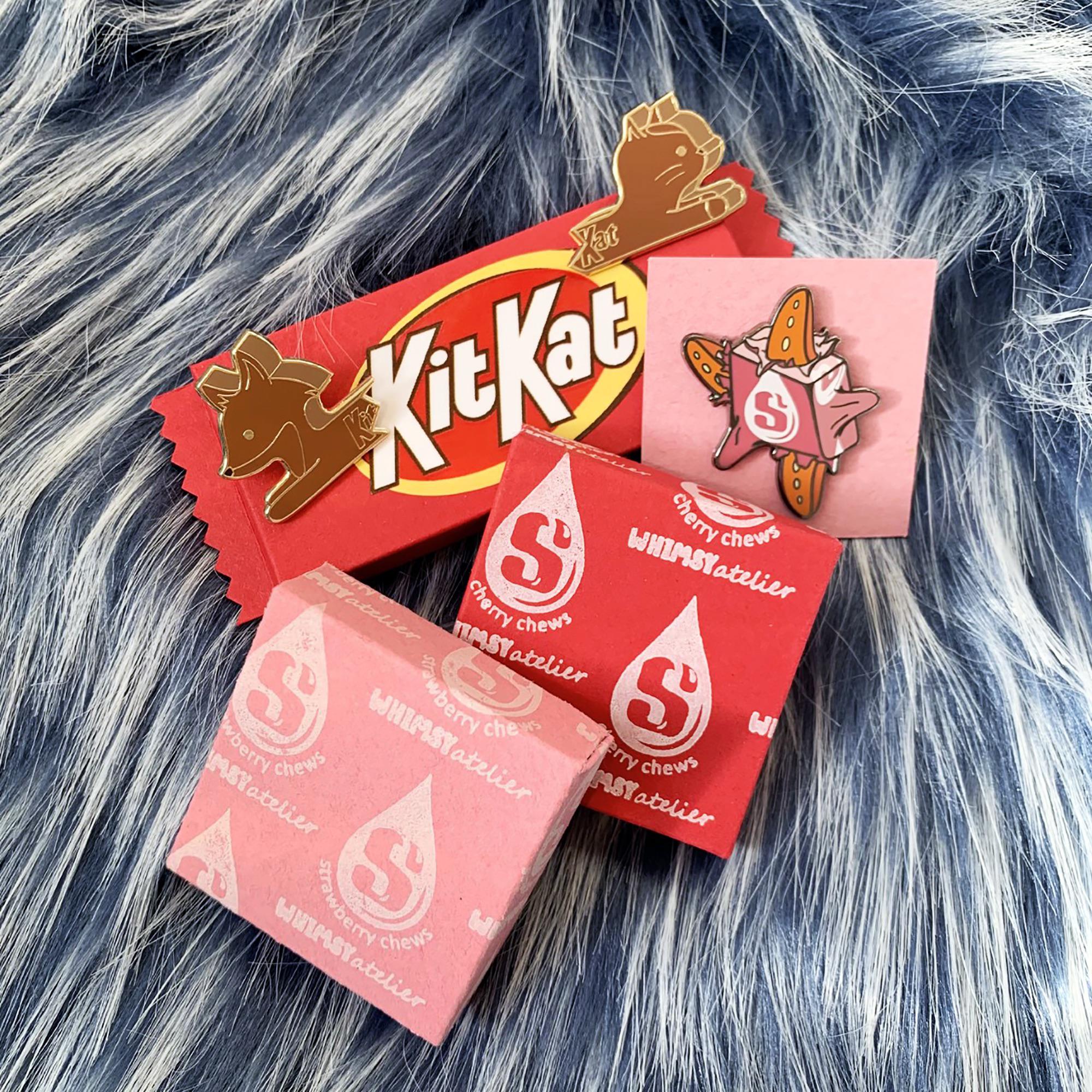 I made enamel pins of candy puns! Haha. Thought y’all would enjoy. r