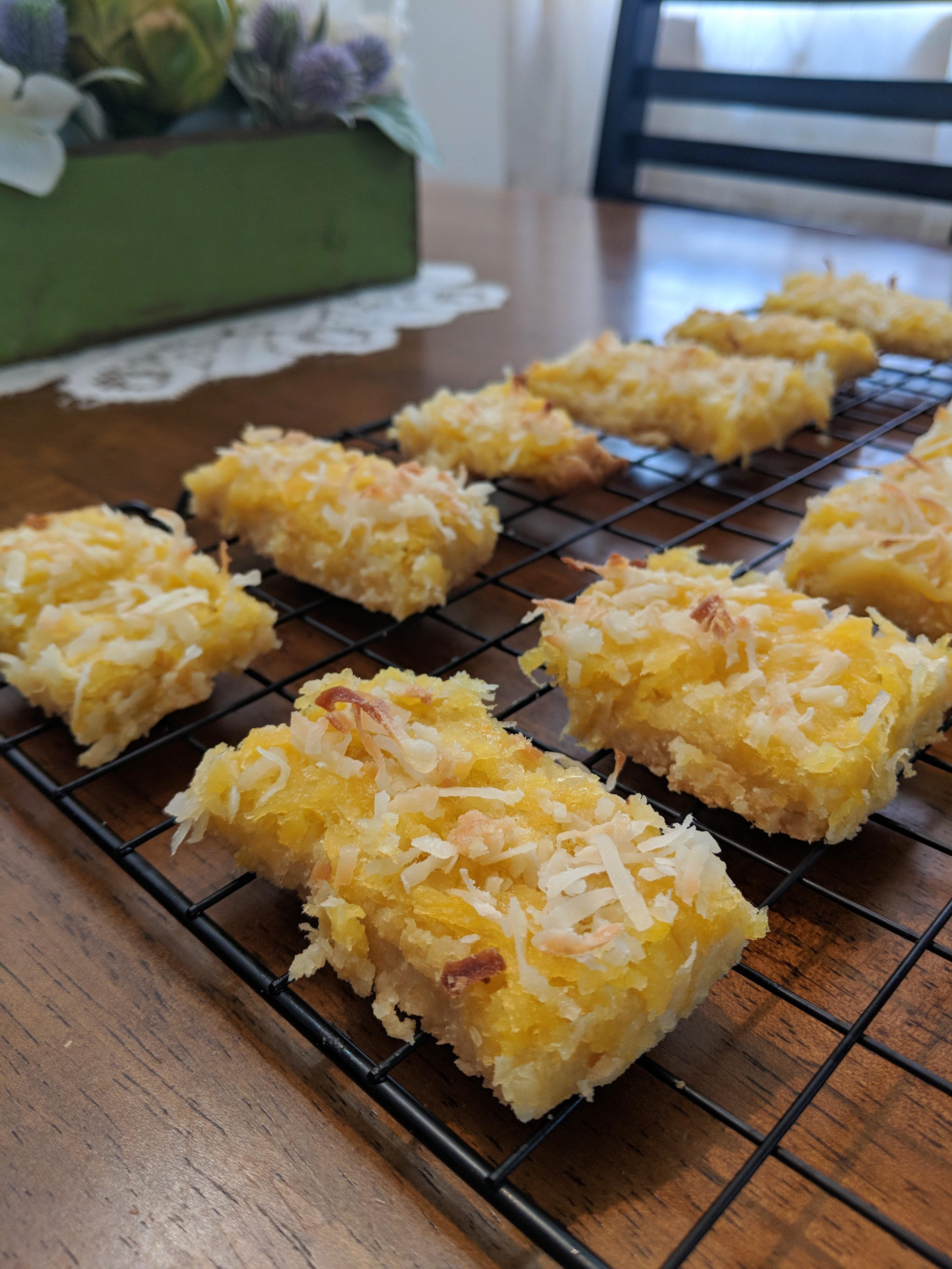 Crushed pineapple bars. 🍍 r/Baking