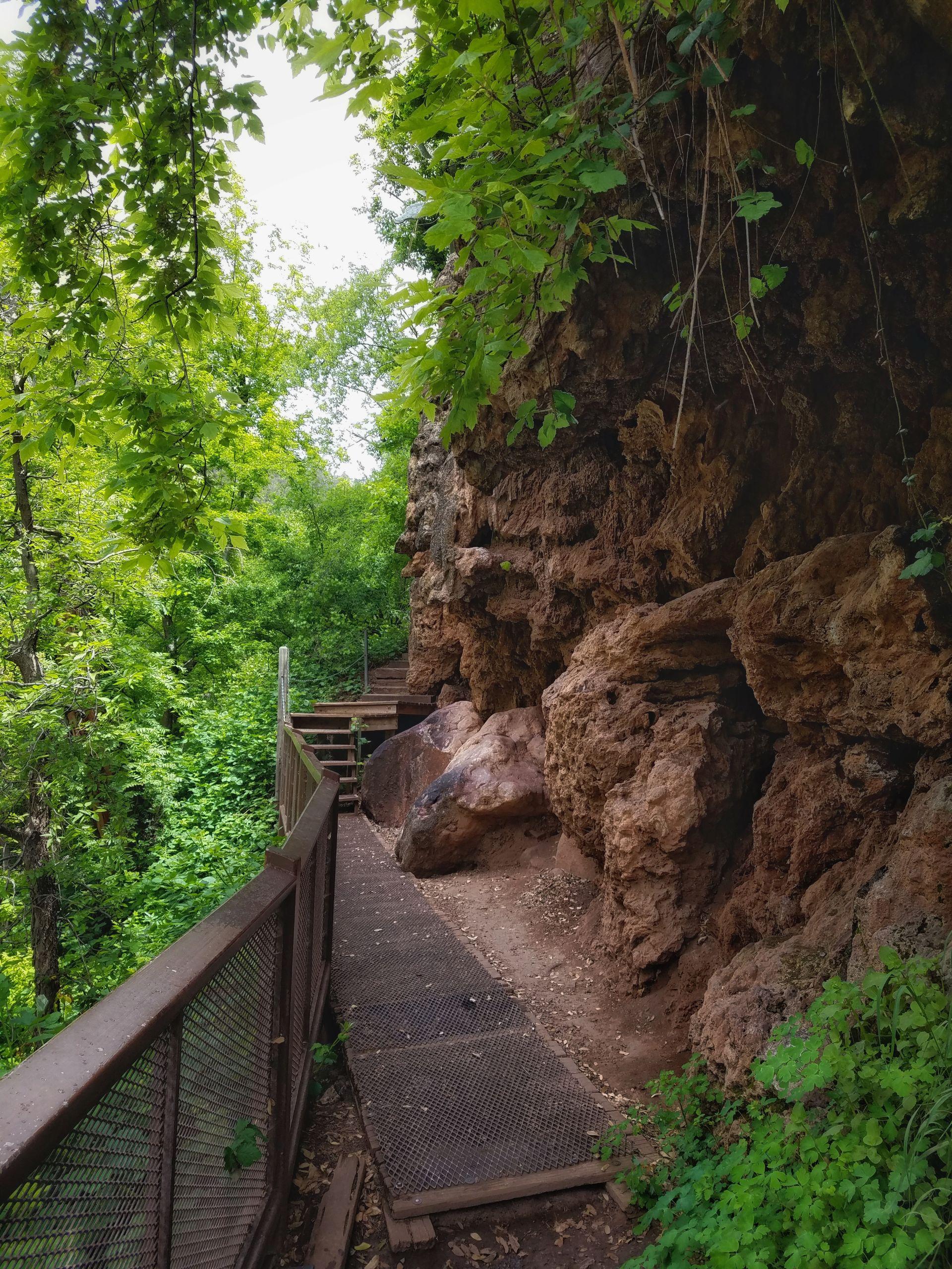 Beautiful lush green Waterfall Trail at Tonto Natural Bridge State Park