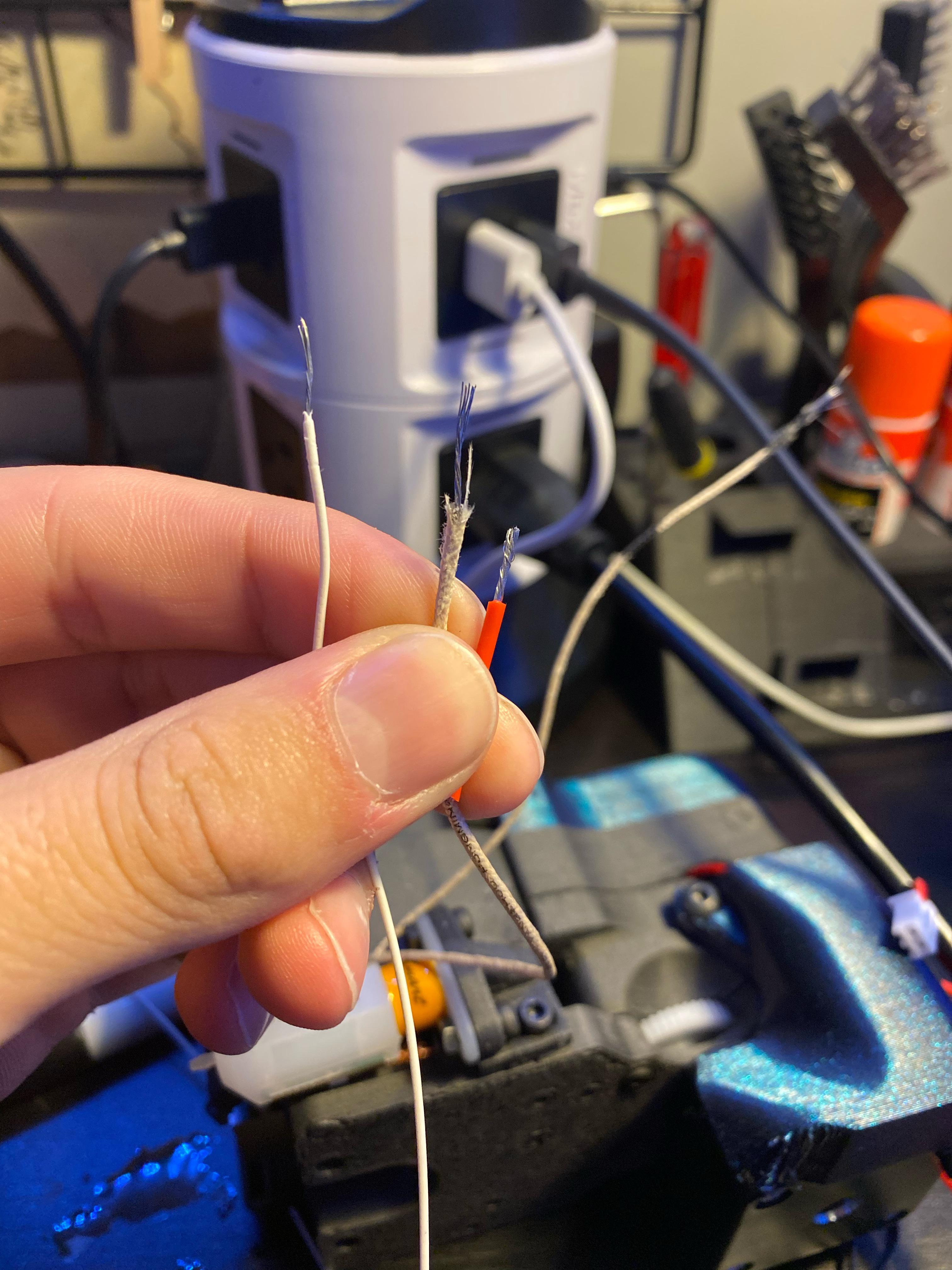 Wire help can anyone help me out I’m trying to decide between two gauge