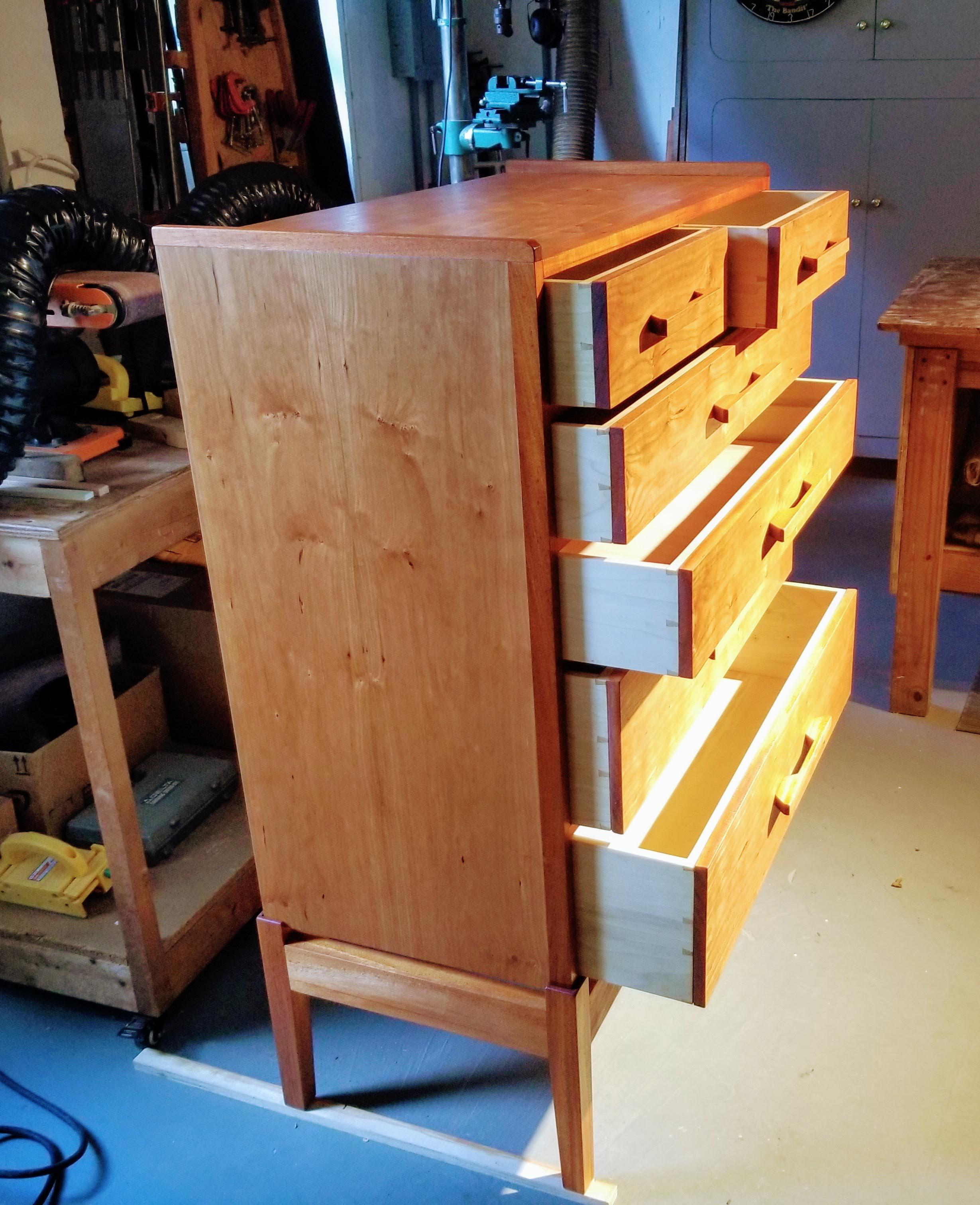 MCM dresser r/woodworking