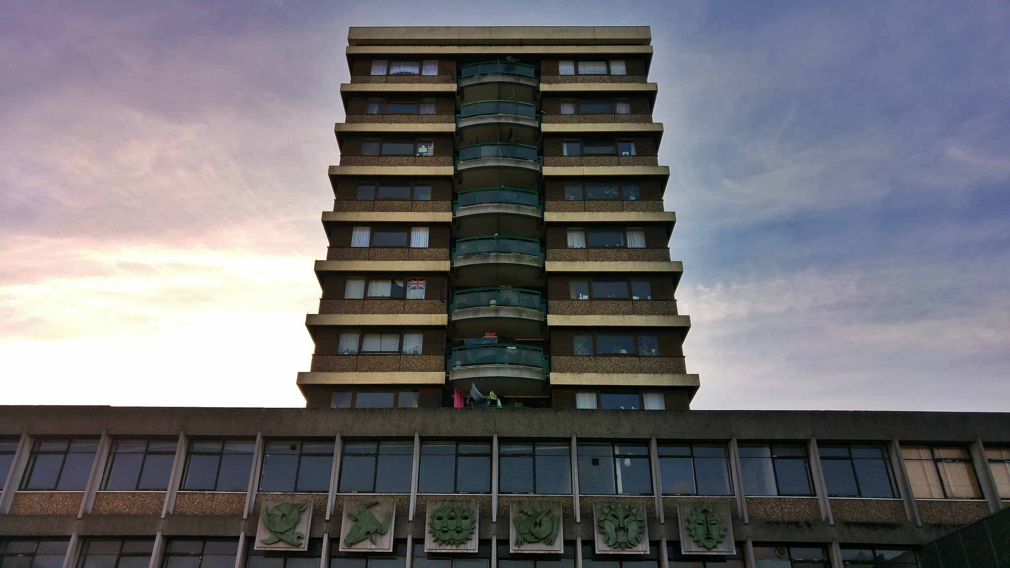 Croydon's finest building. r/MitchellAndb
