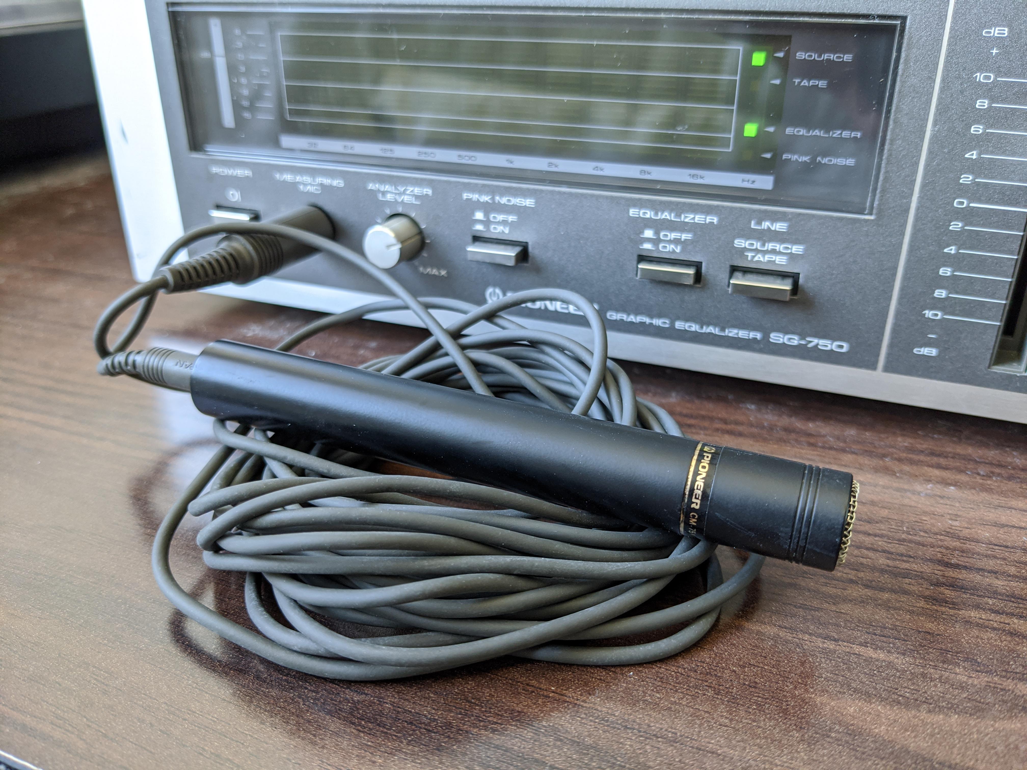 I was somehow lucky enough to find a 3 Pioneer CM75M condenser