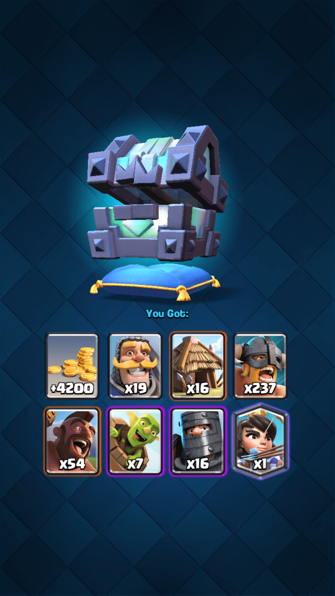 New LEGENDARY KING'S CHEST! r/LootRoyale