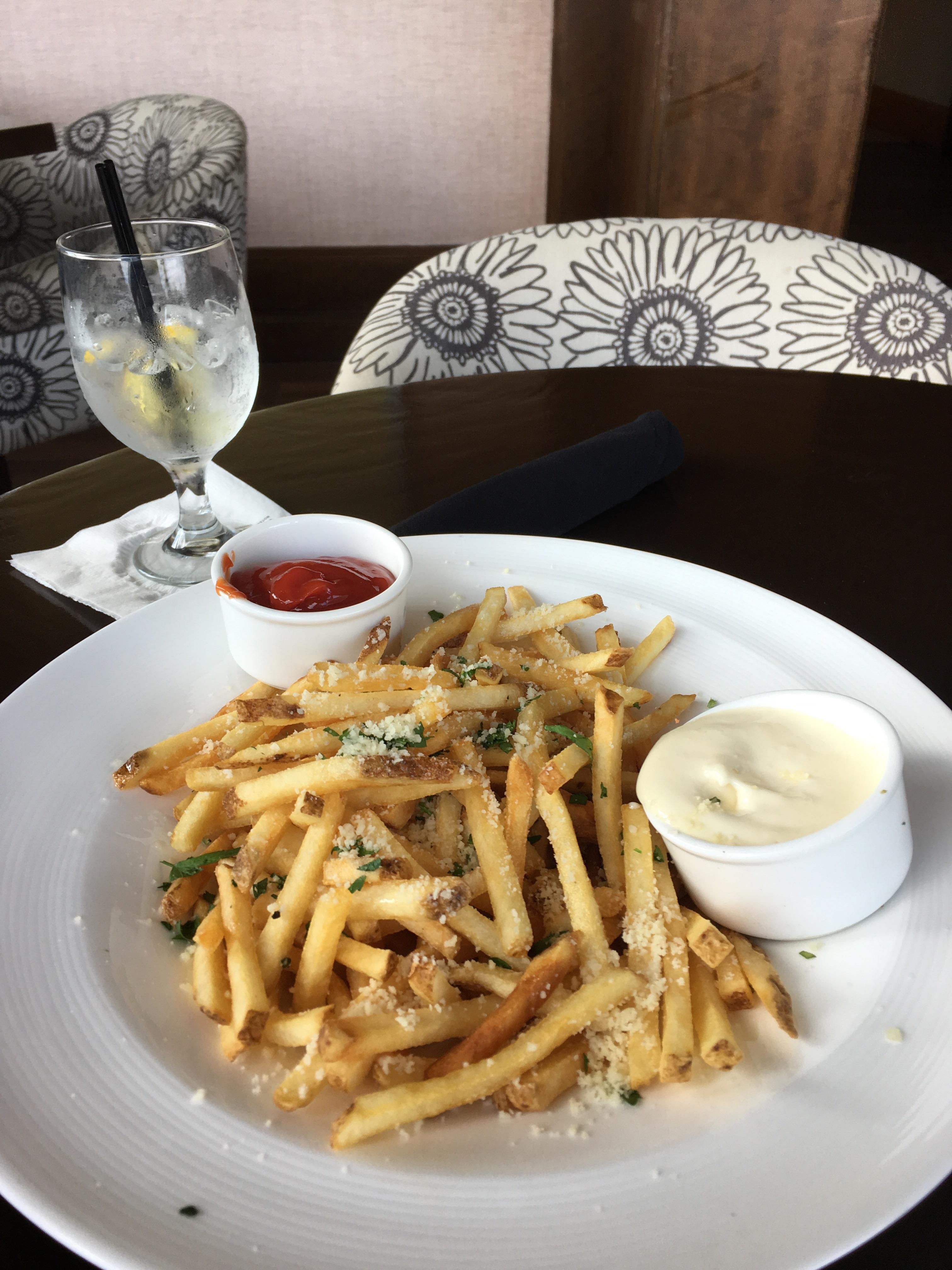 [I Ate] Truffle Fries with Garlic Aioli r/food