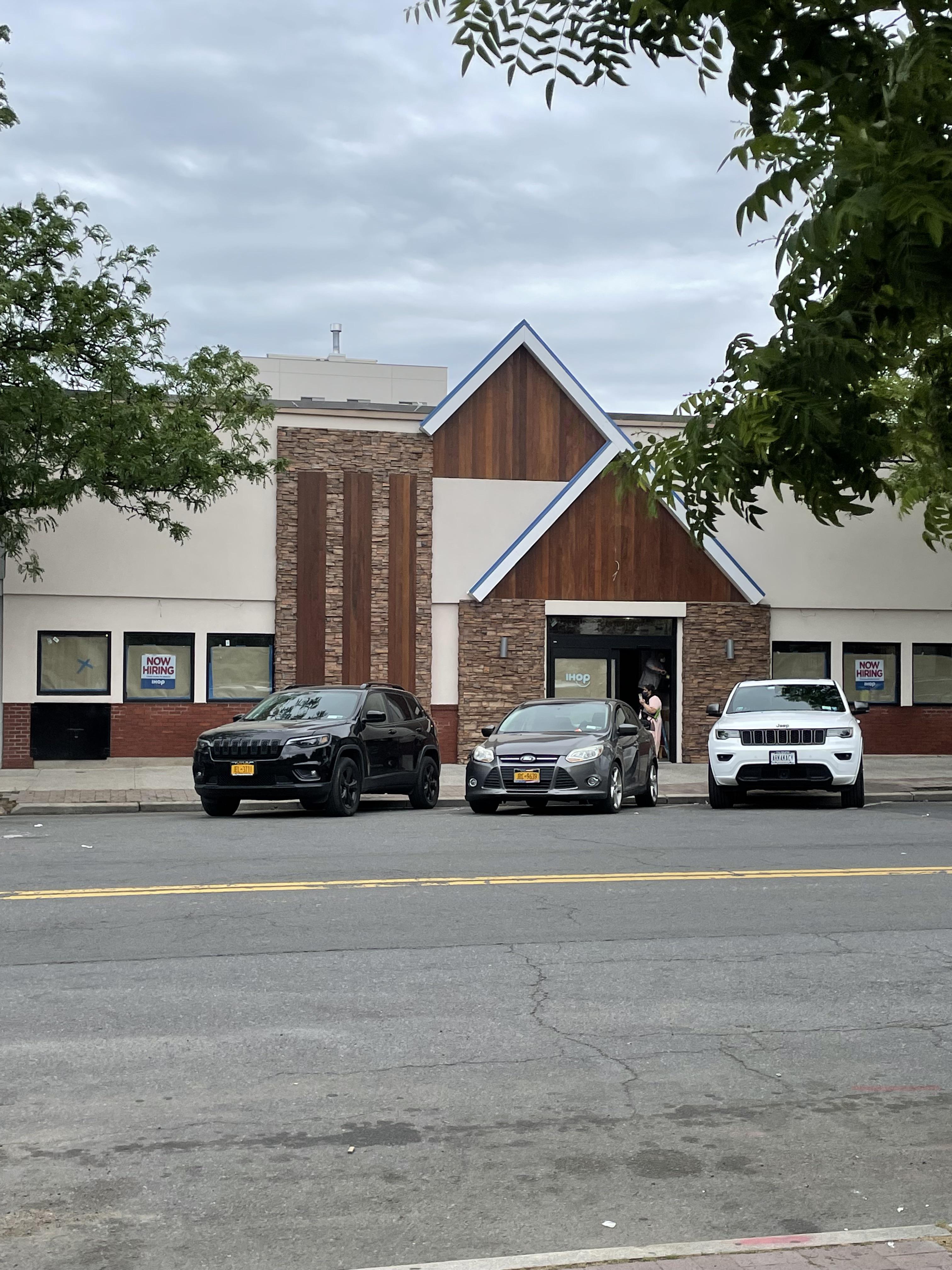 IHOP Looking Extra Tacky 50 ft From The 1m Condos at the Rowan… r/astoria