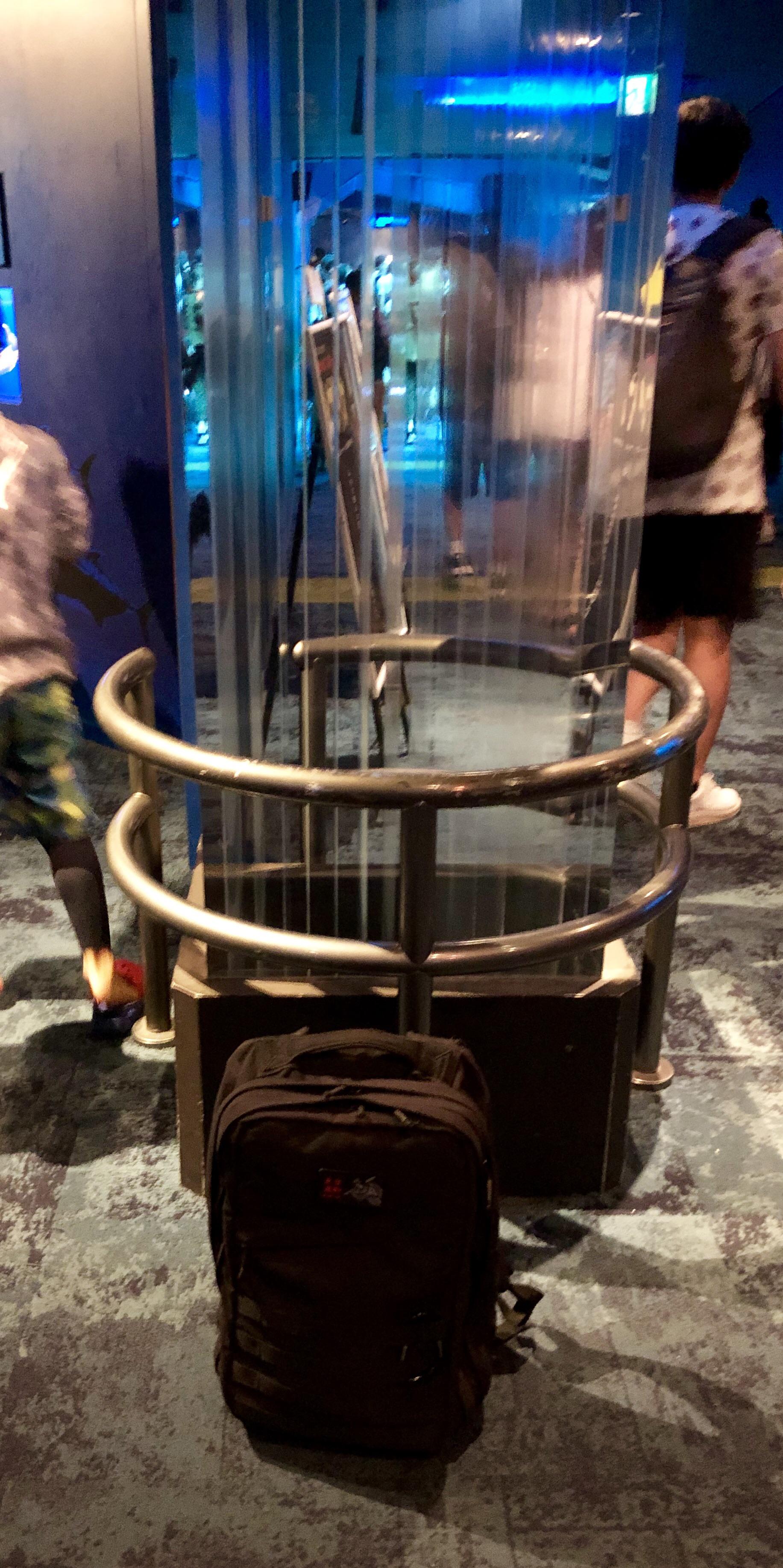Ever wondered how thick Aquarium glass is? r/Goruck