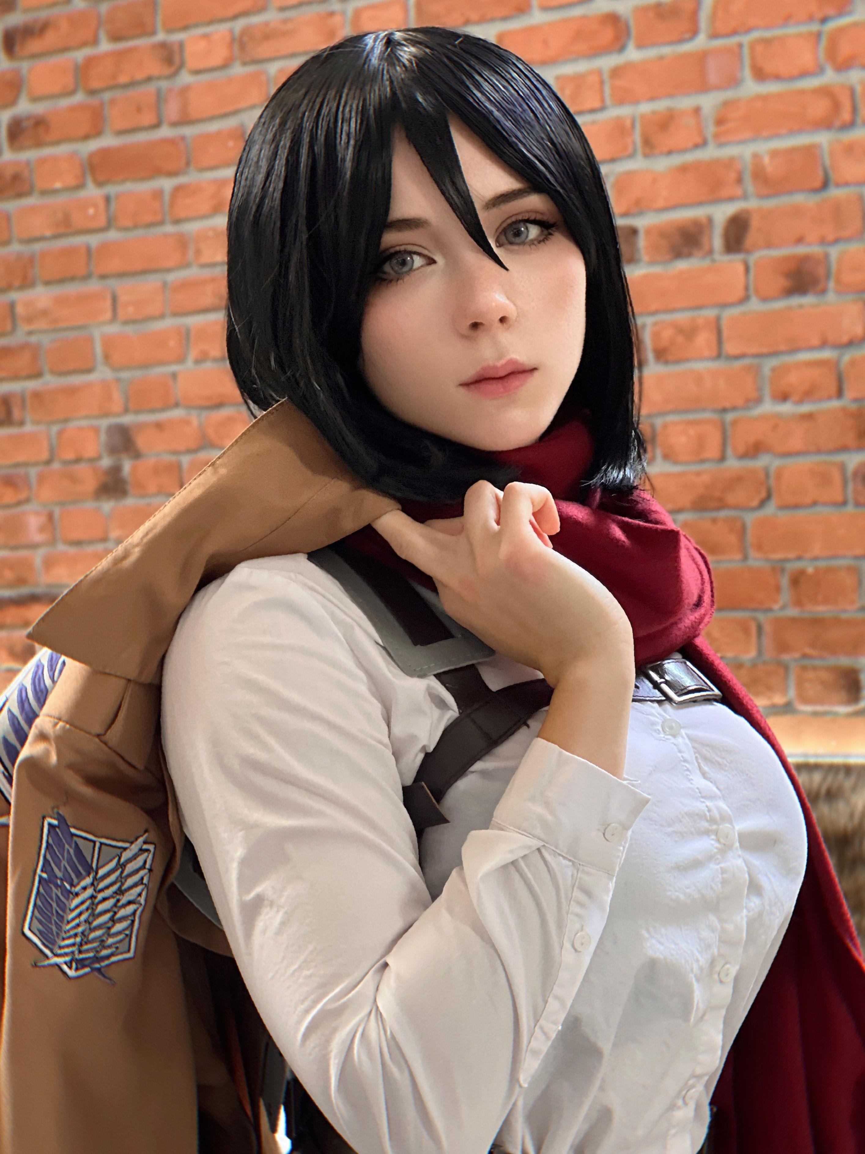 Mikasa Ackerman from Attack on Titan cosplay by Sweetie Fox : Cawwsplay