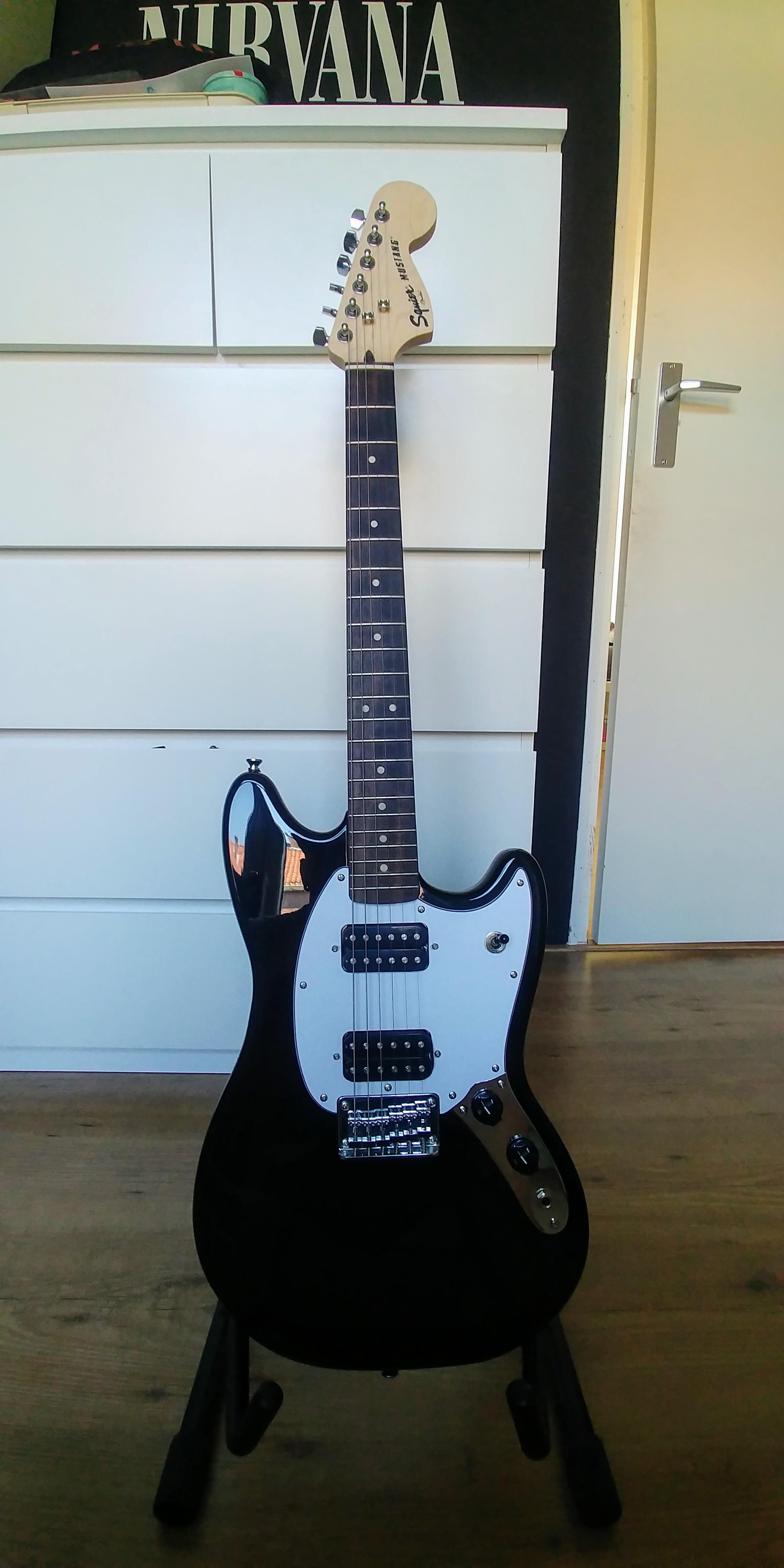 My first electric guitar! r/offset