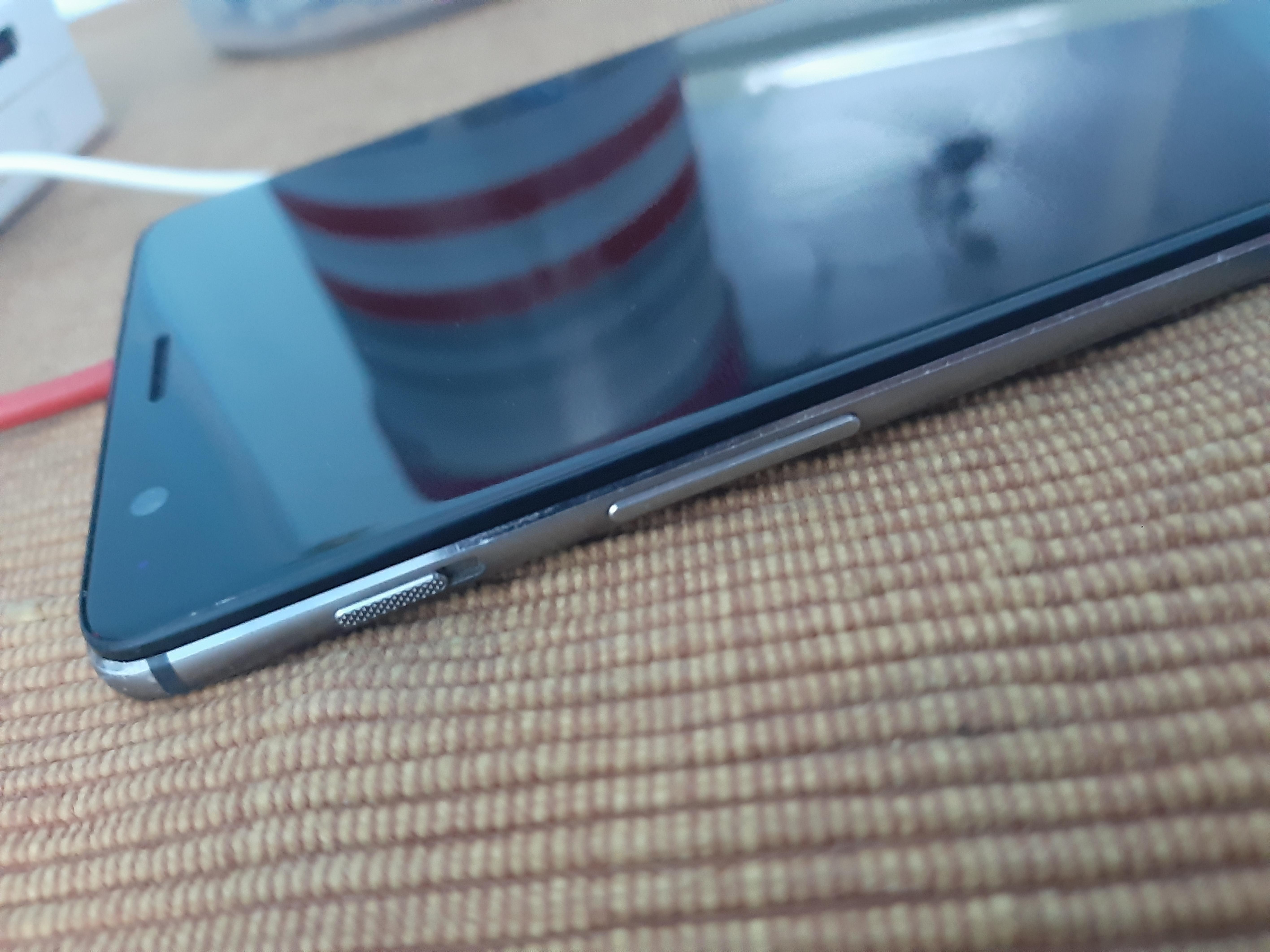 44 best r/oneplus3t images on Pholder My brother accidentally knocked