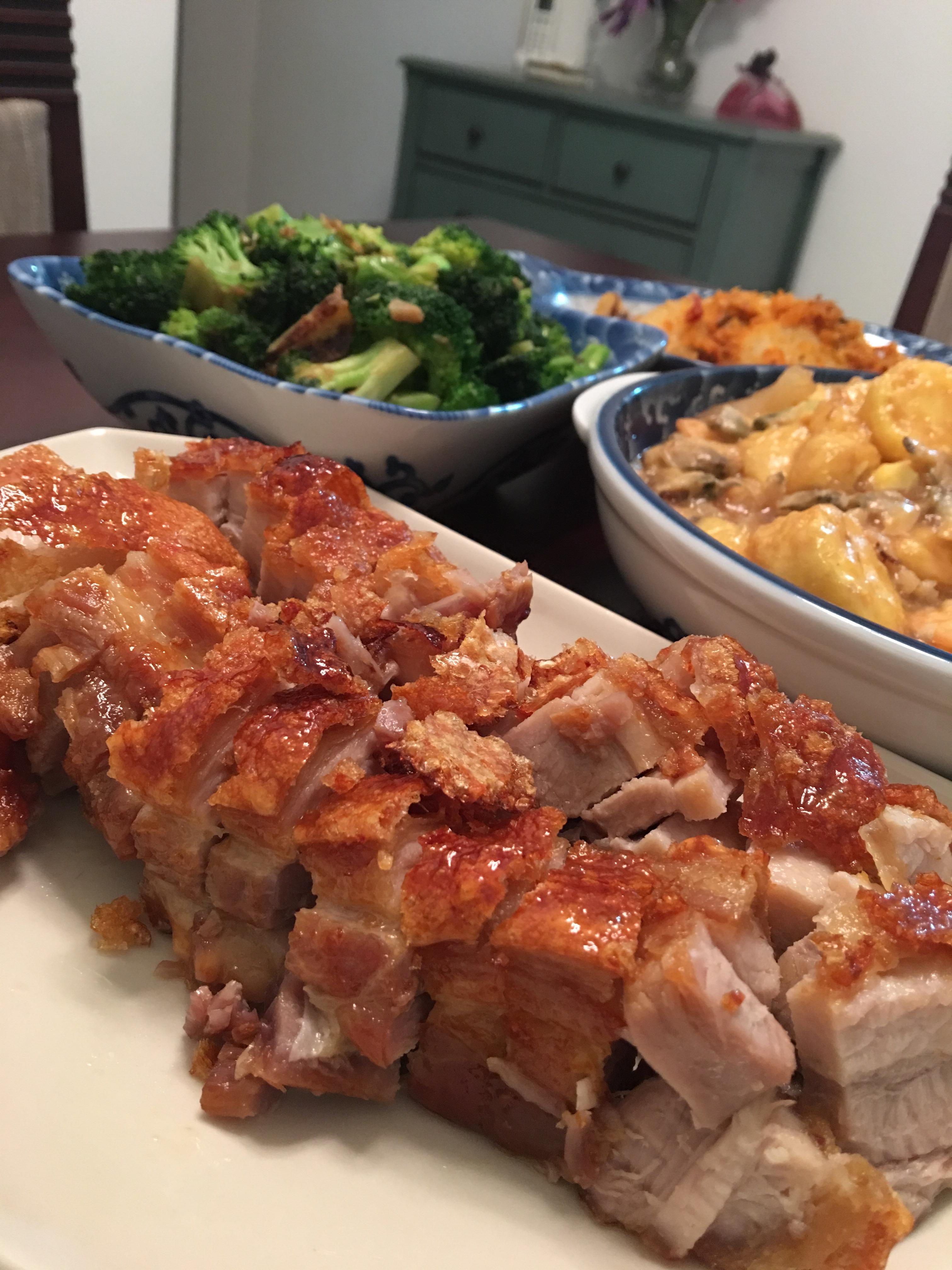 [HOMEMADE] Chinese Style Crispy Pork Belly r/food