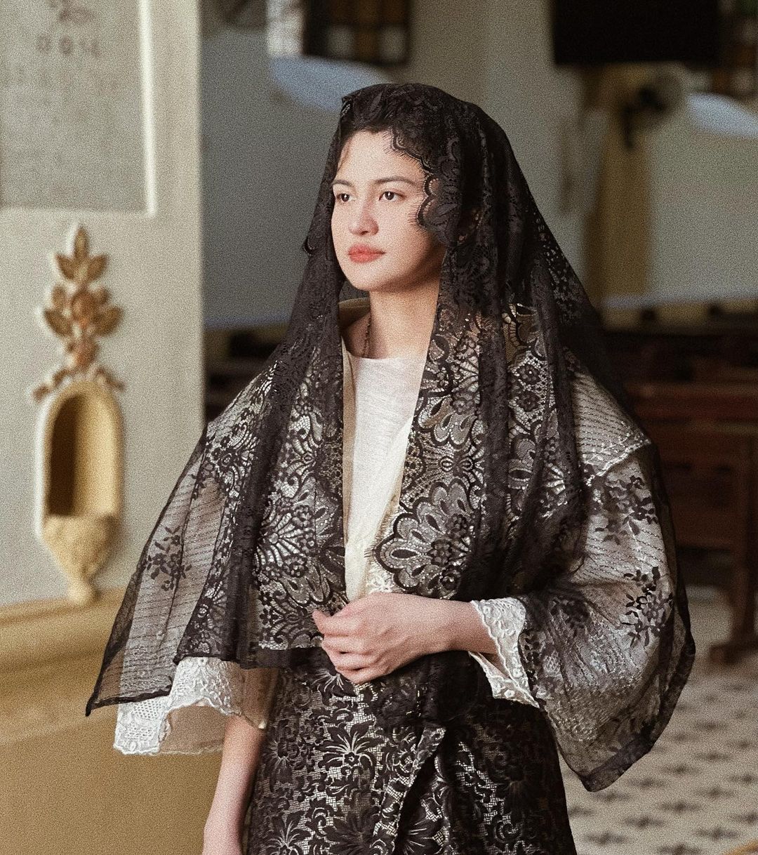 Actress Julie Anne San Jose as Maria Clara, a character in Dr. Jose