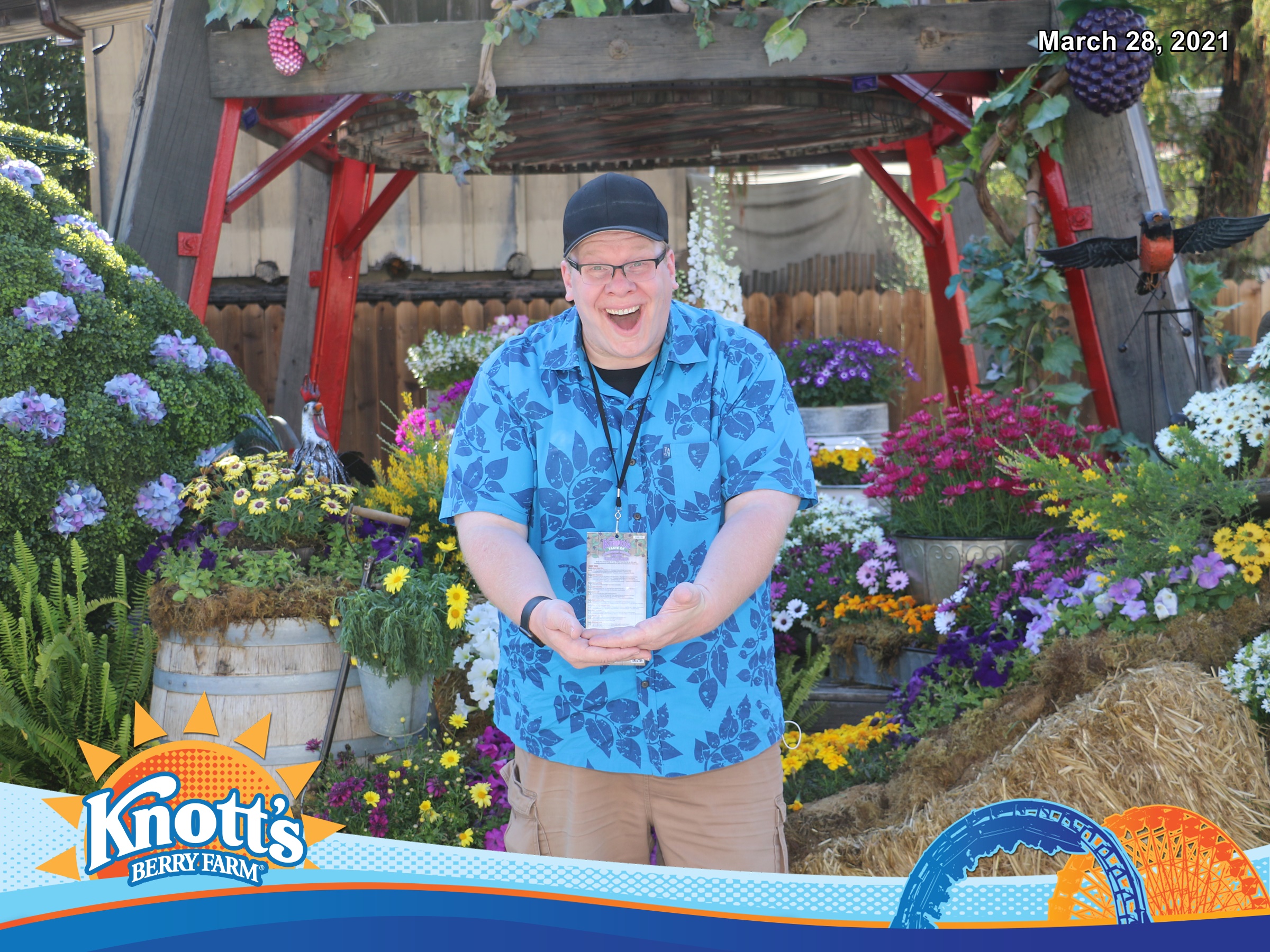 Can someone make me hold something hilarious in this picture I