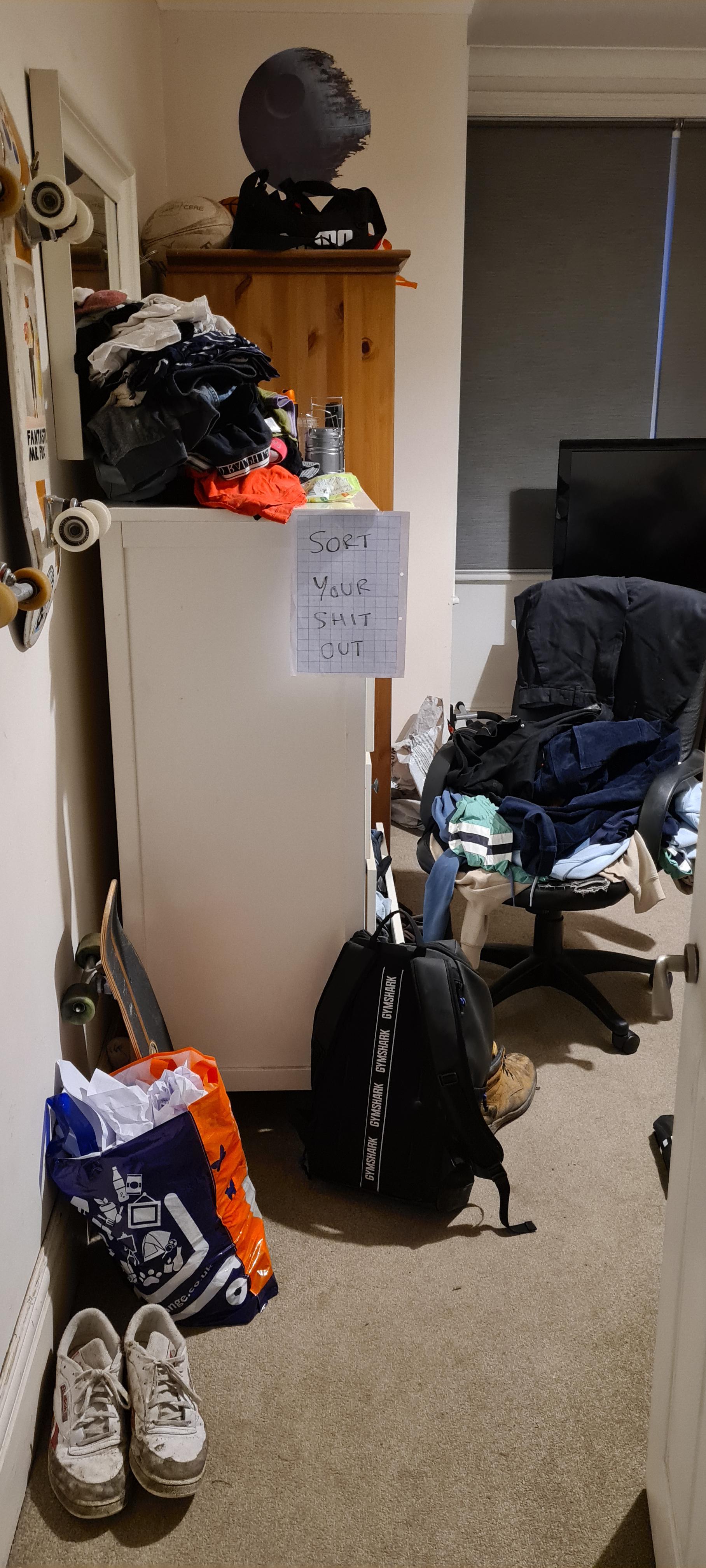 kindly notice to my teenage son to clear up his room and pack for