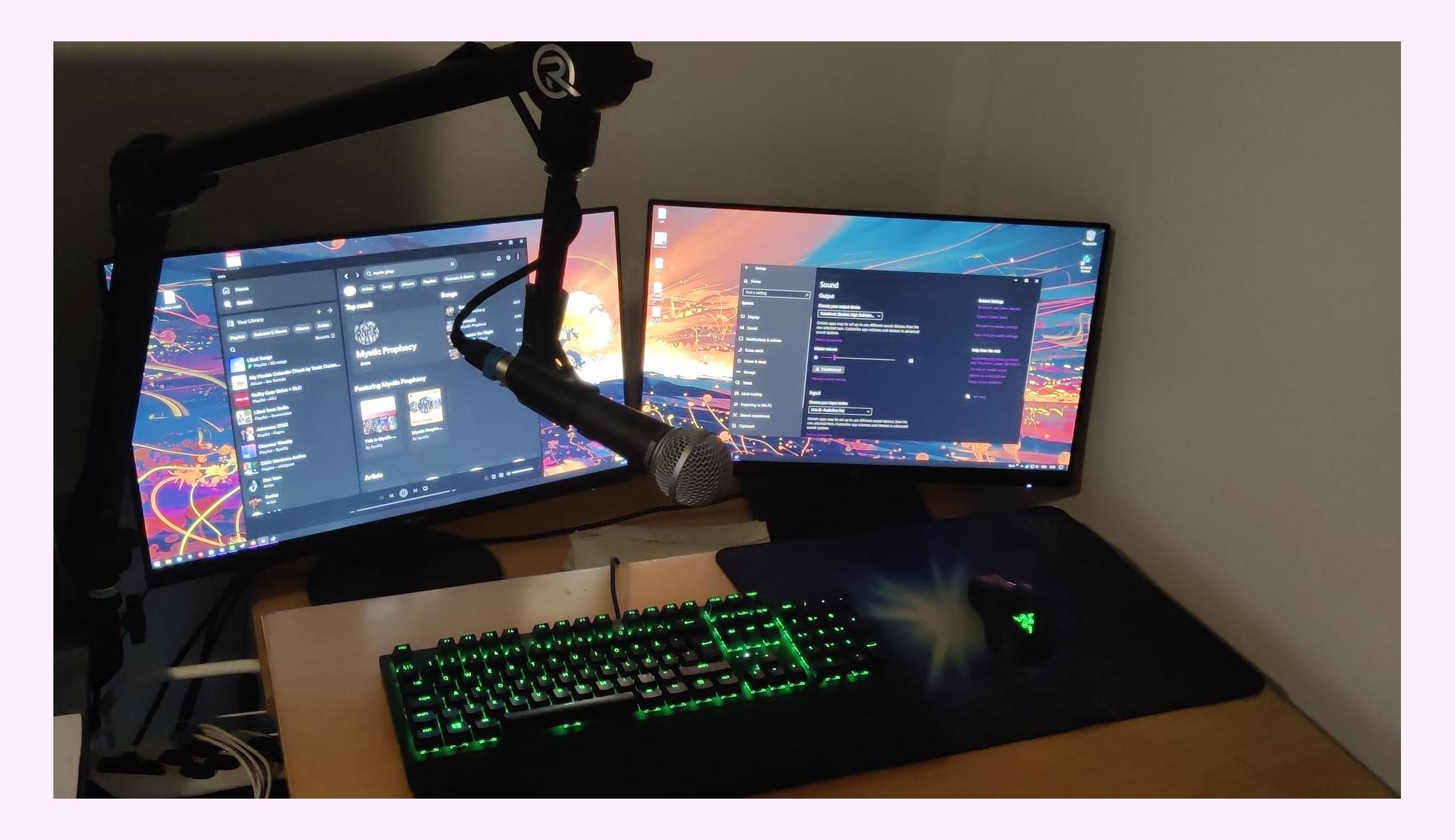 I just got my mic arm and I'm super proud that I managed to get my