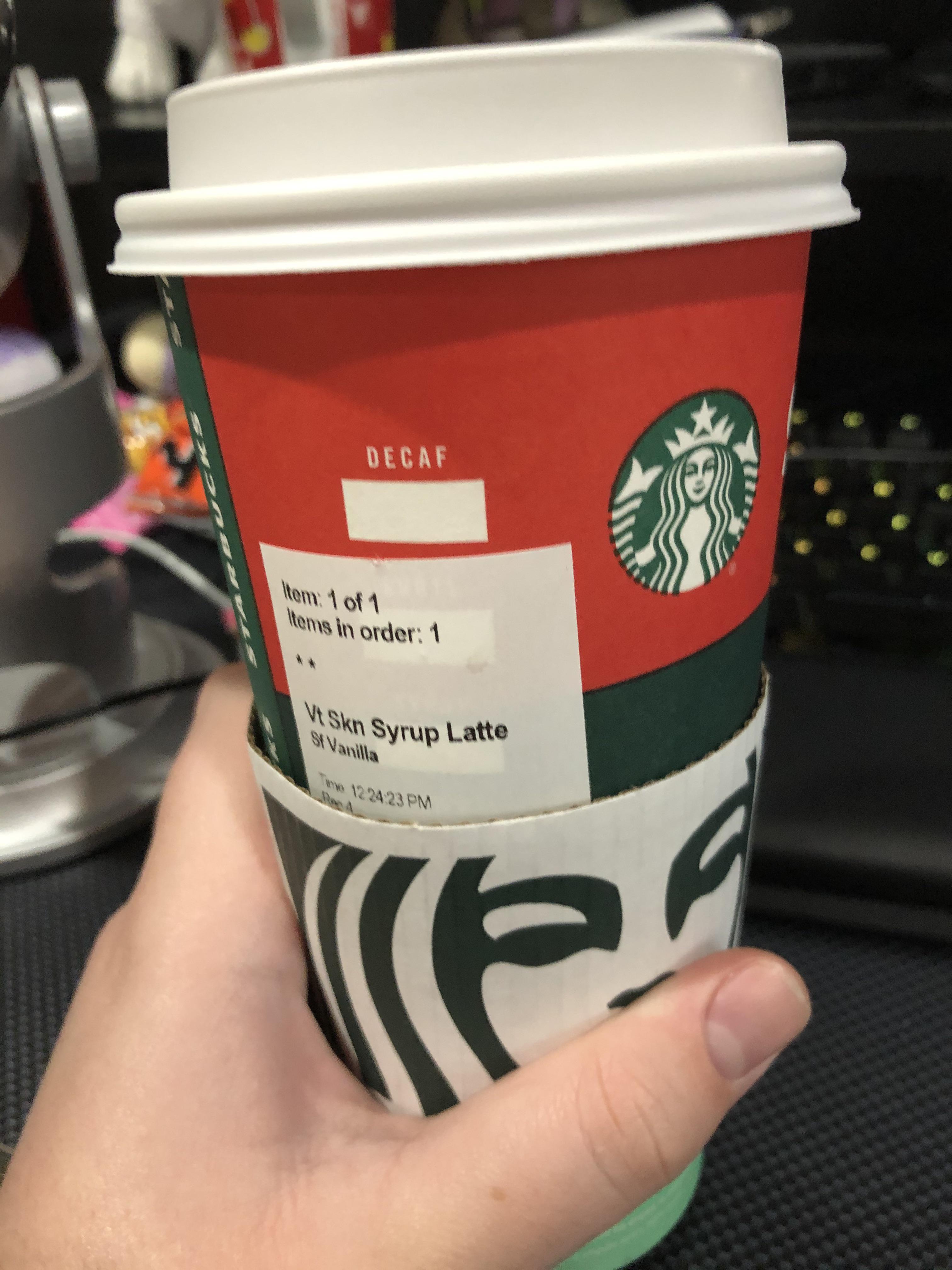 back at it with another overpriced starbucks drink 🥳 160 for a venti