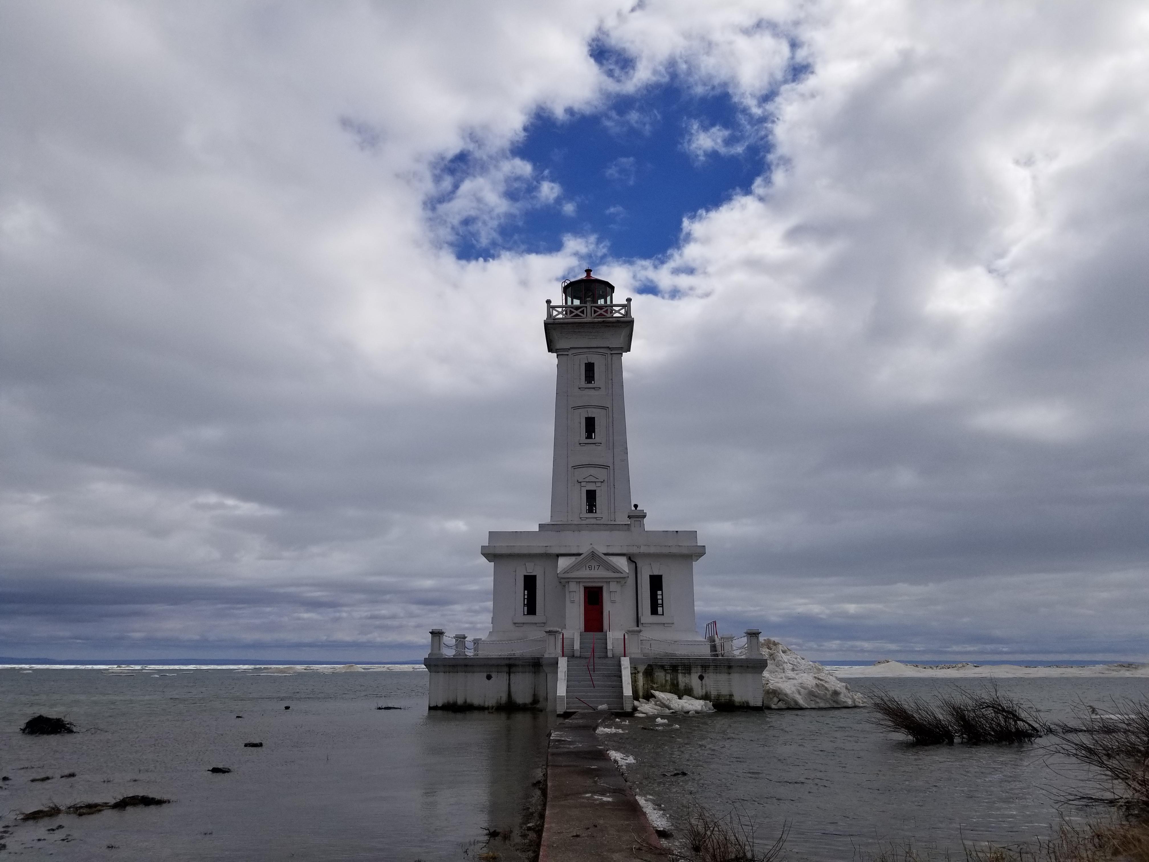 Point Abino lighthouse, Fort Erie, Ontario 📍 Lighthouses
