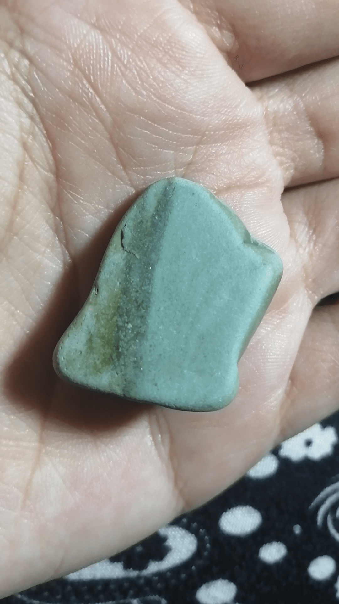 Does greenstone have crystal properties? r/Crystals