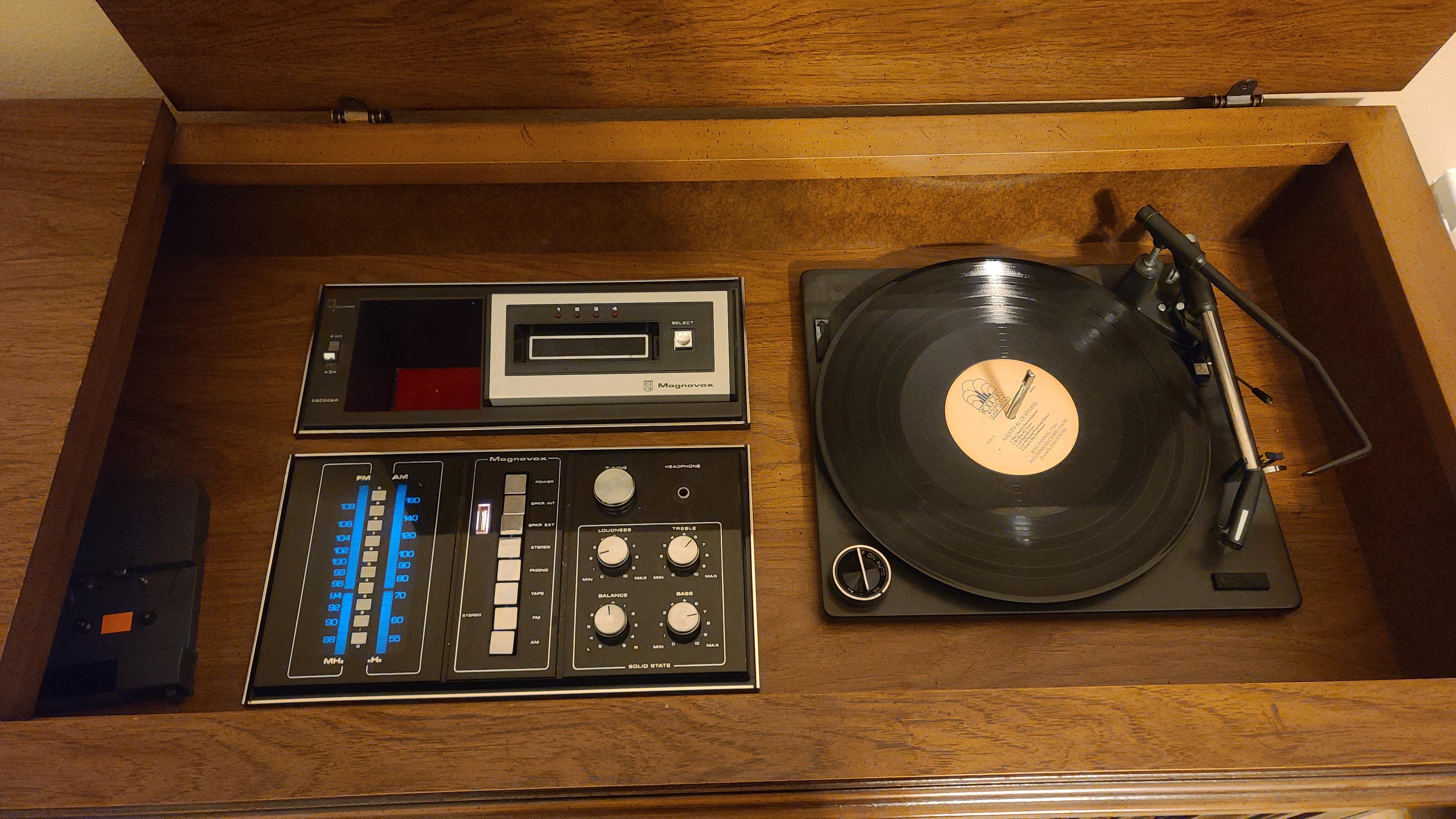 Information on this magnavox and needle replacement? What needle do I