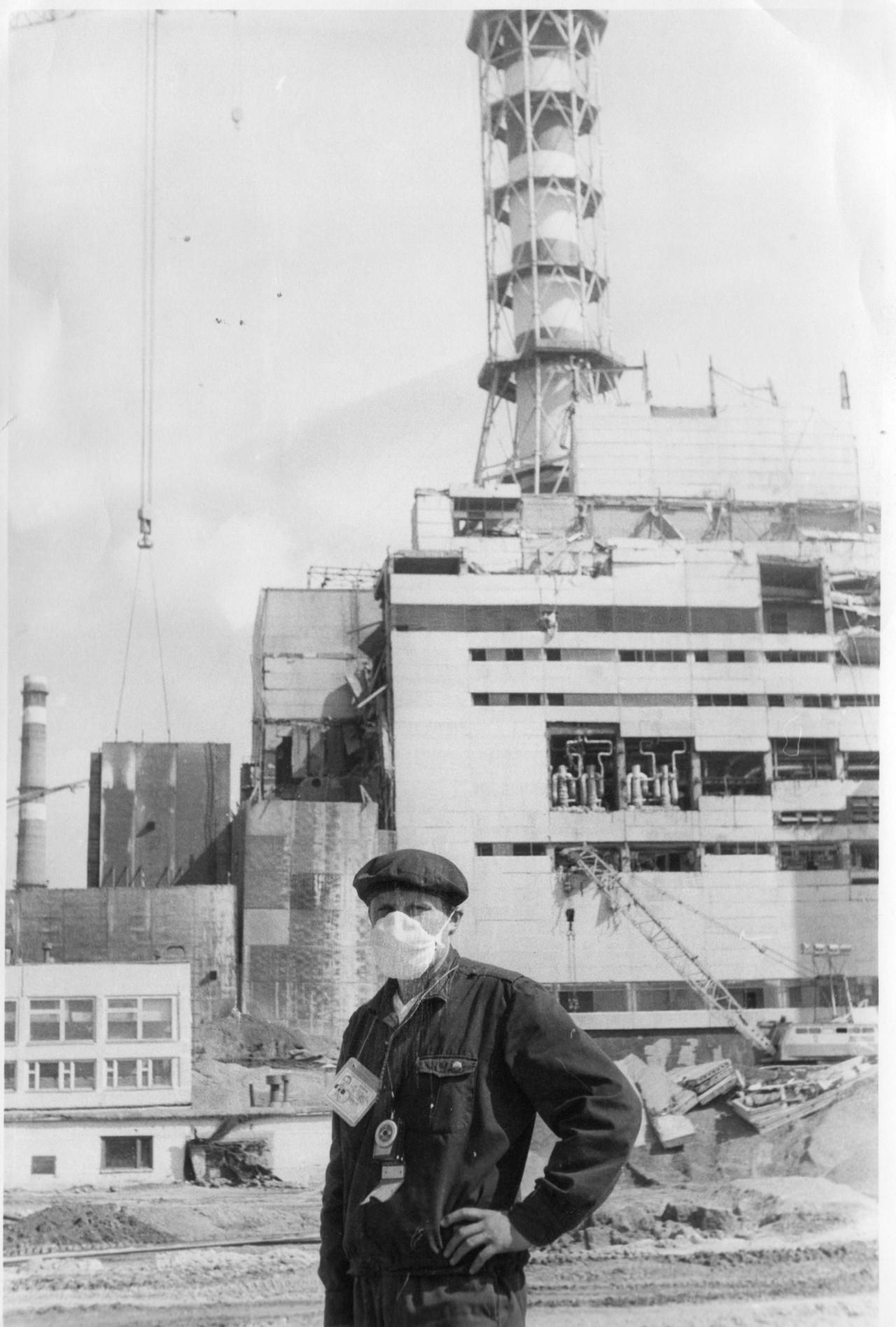 case study of chernobyl nuclear destroy