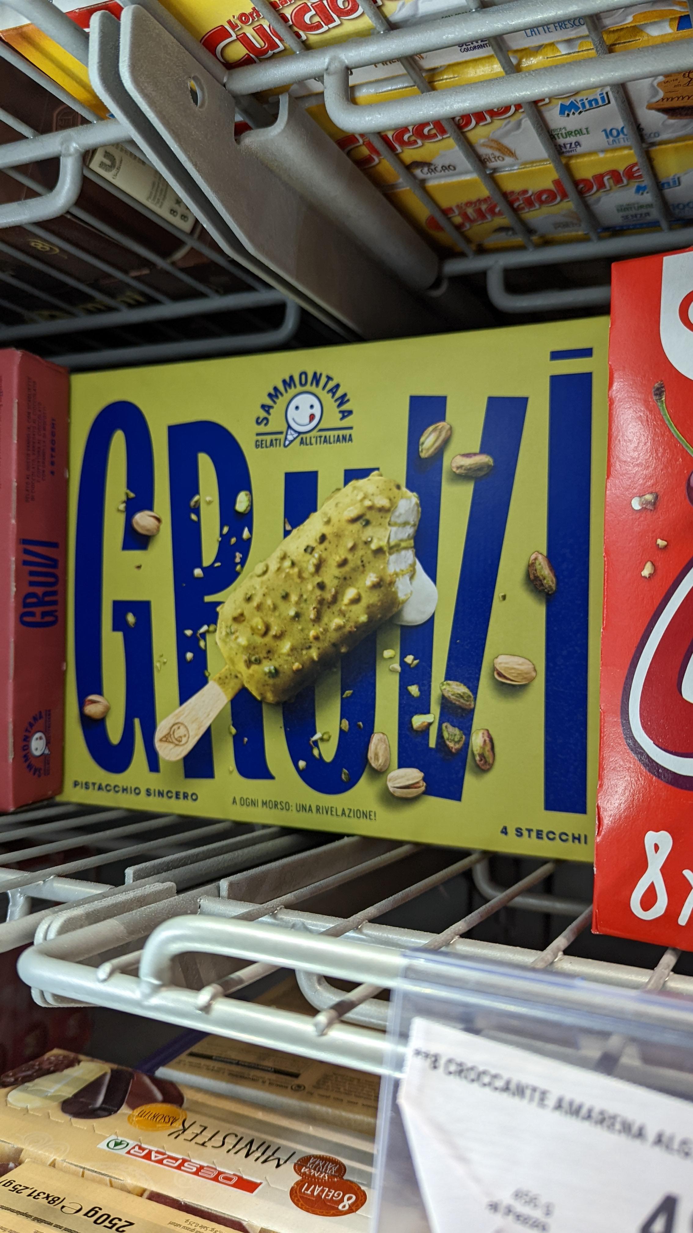 Best gelato bar ive ever had! Salty, crunchy, sweet but not too sweet