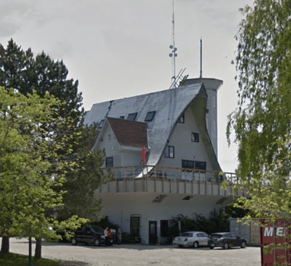 Ugly House, Collingwood, Ontario. r/architecture