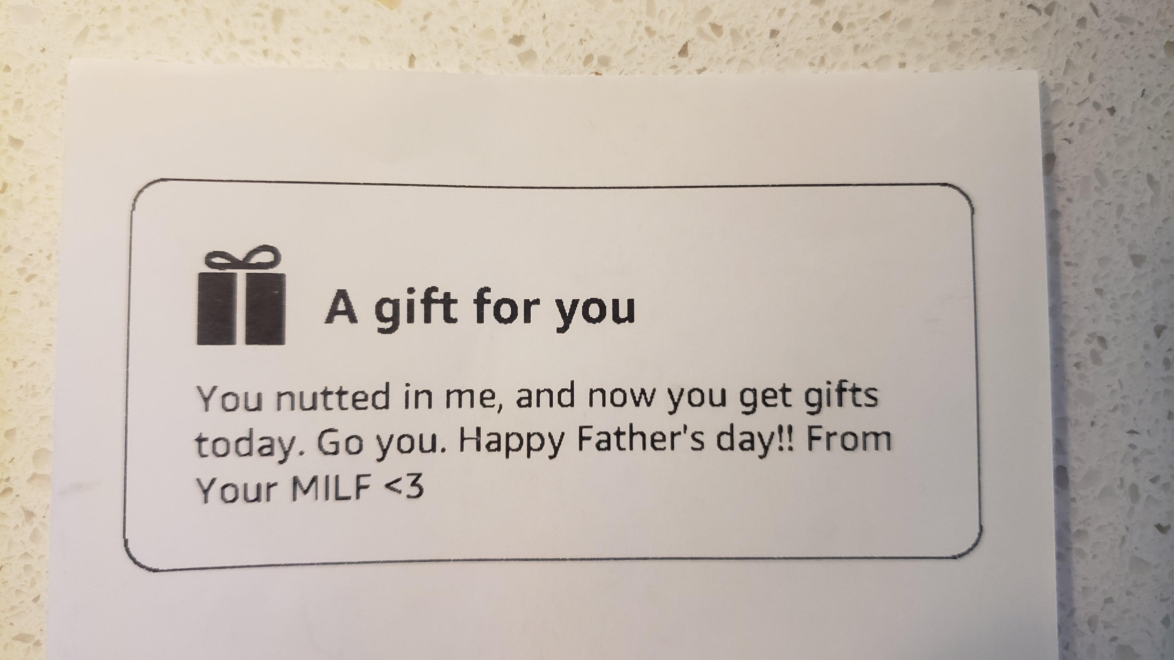 Wife's Amazon Gift Note from Father's Day 🤣 r/funny