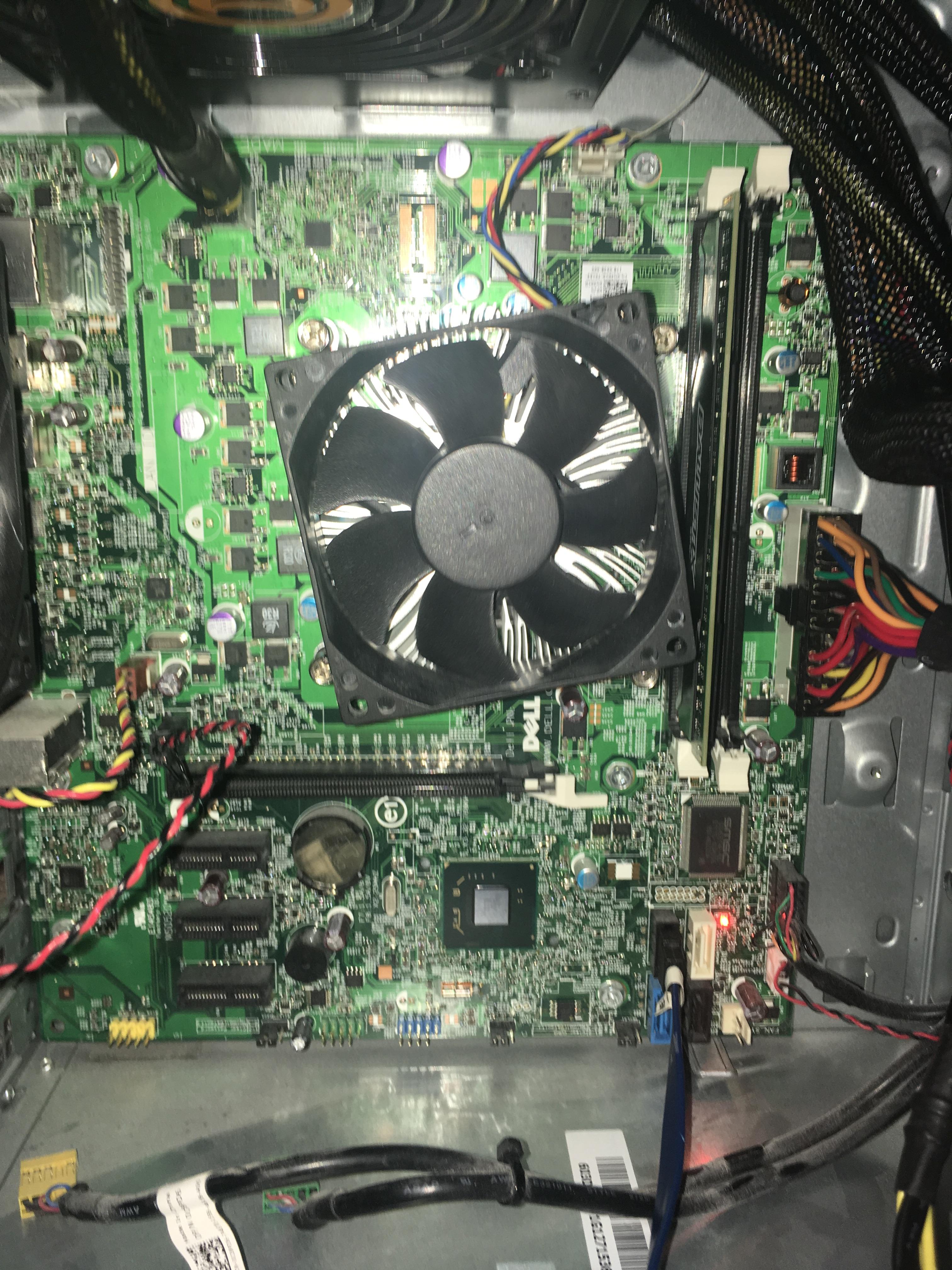 How do I fix a boot loop. Turns on and off in 1 second by its self. r/pcmasterrace