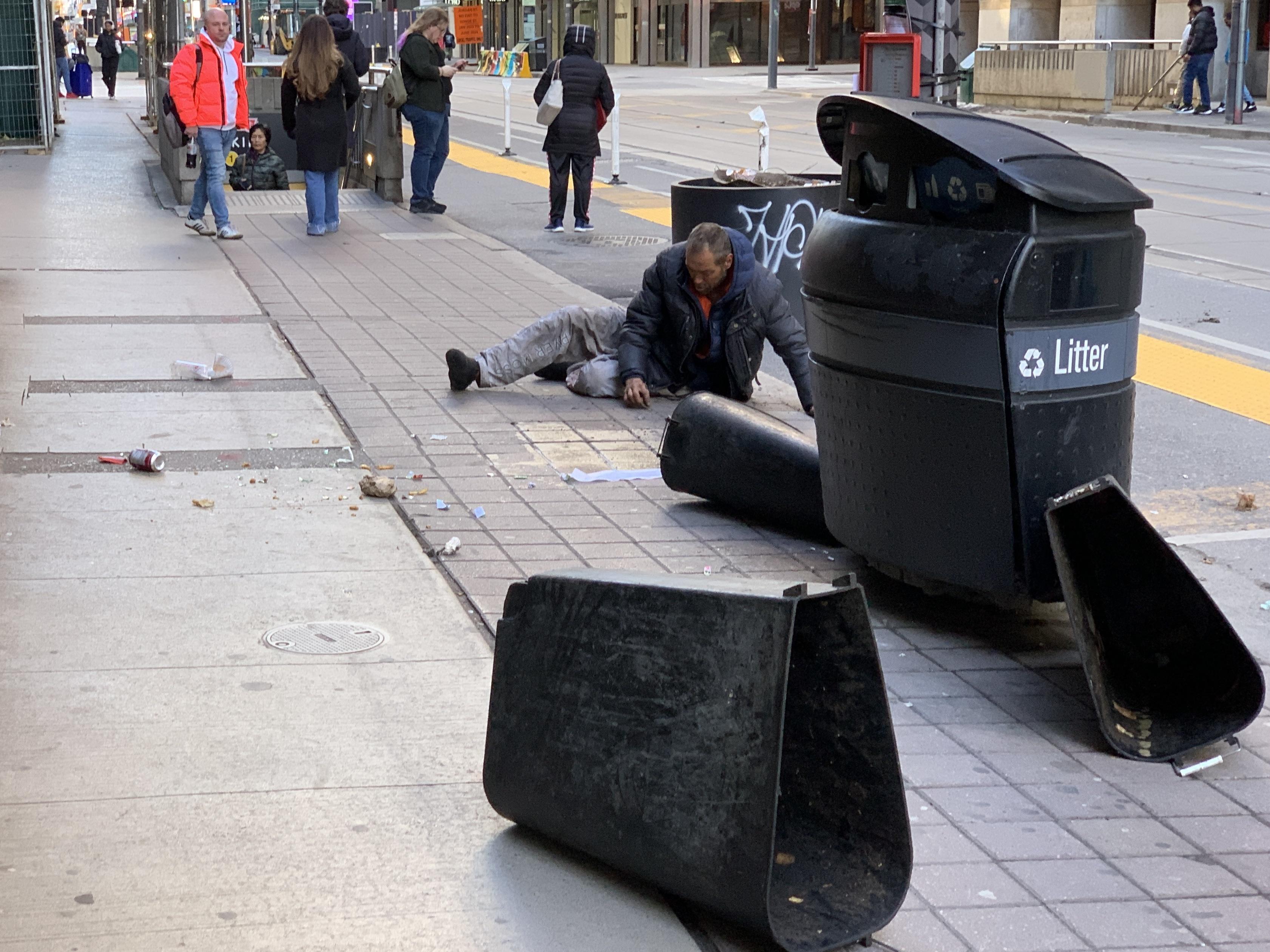 More common sight in downtown Toronto mentally ill, dumpster diving