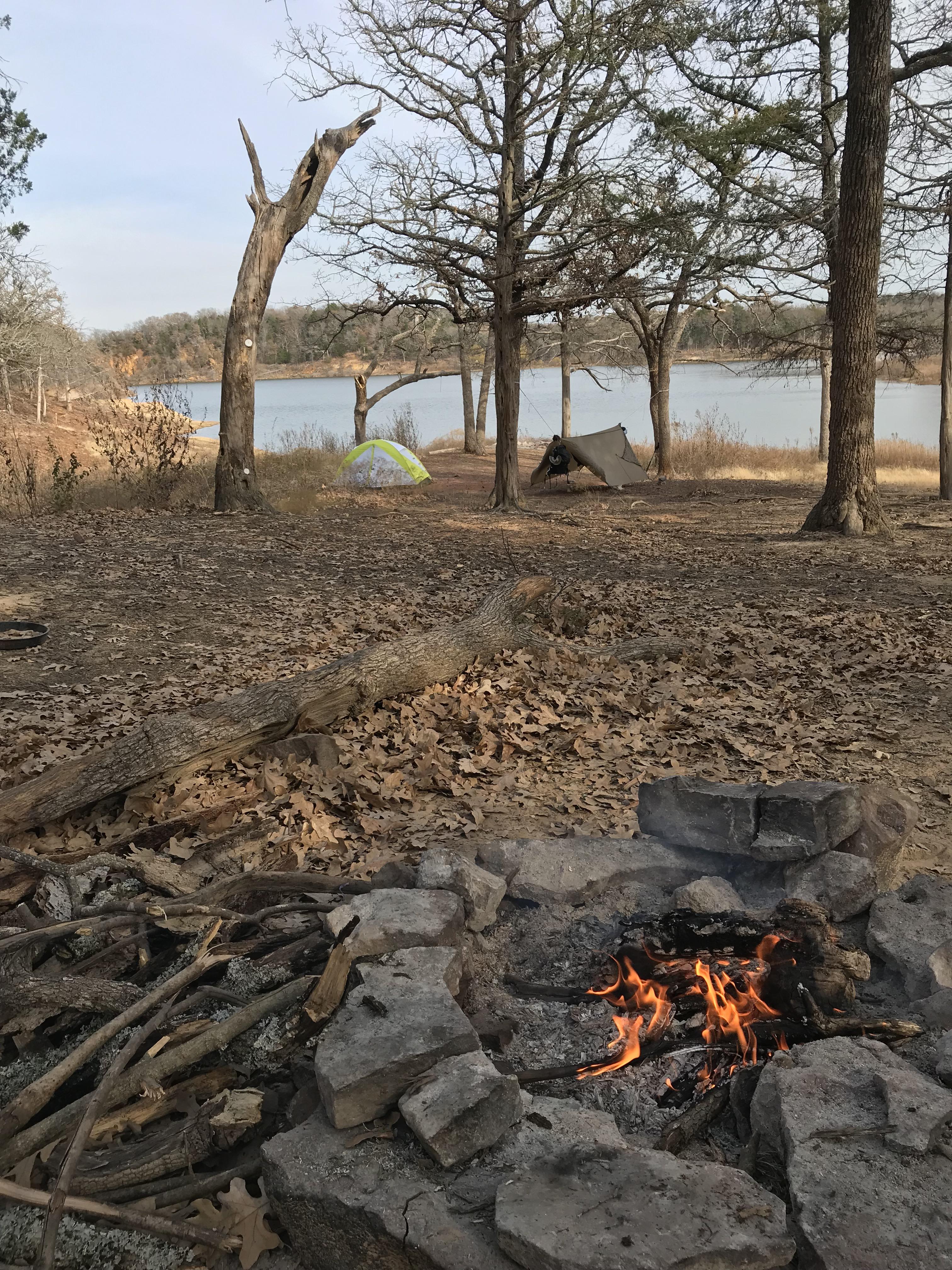 Overnight hike on Lake Texoma’s Cross Timbers trail CampAndHikeTexas