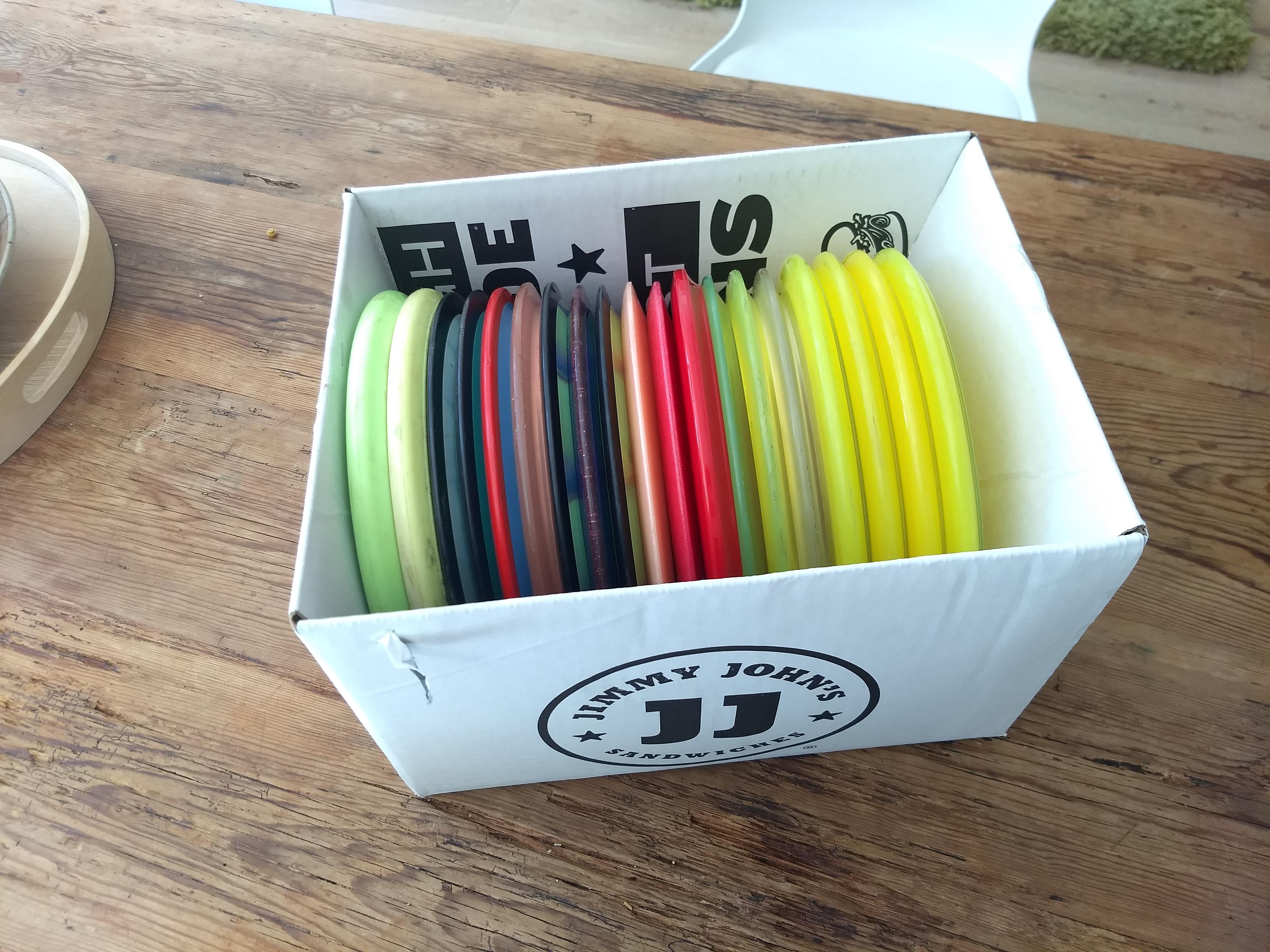 [Pro tip] Jimmy Johns boxes are the perfect size for disc storage r
