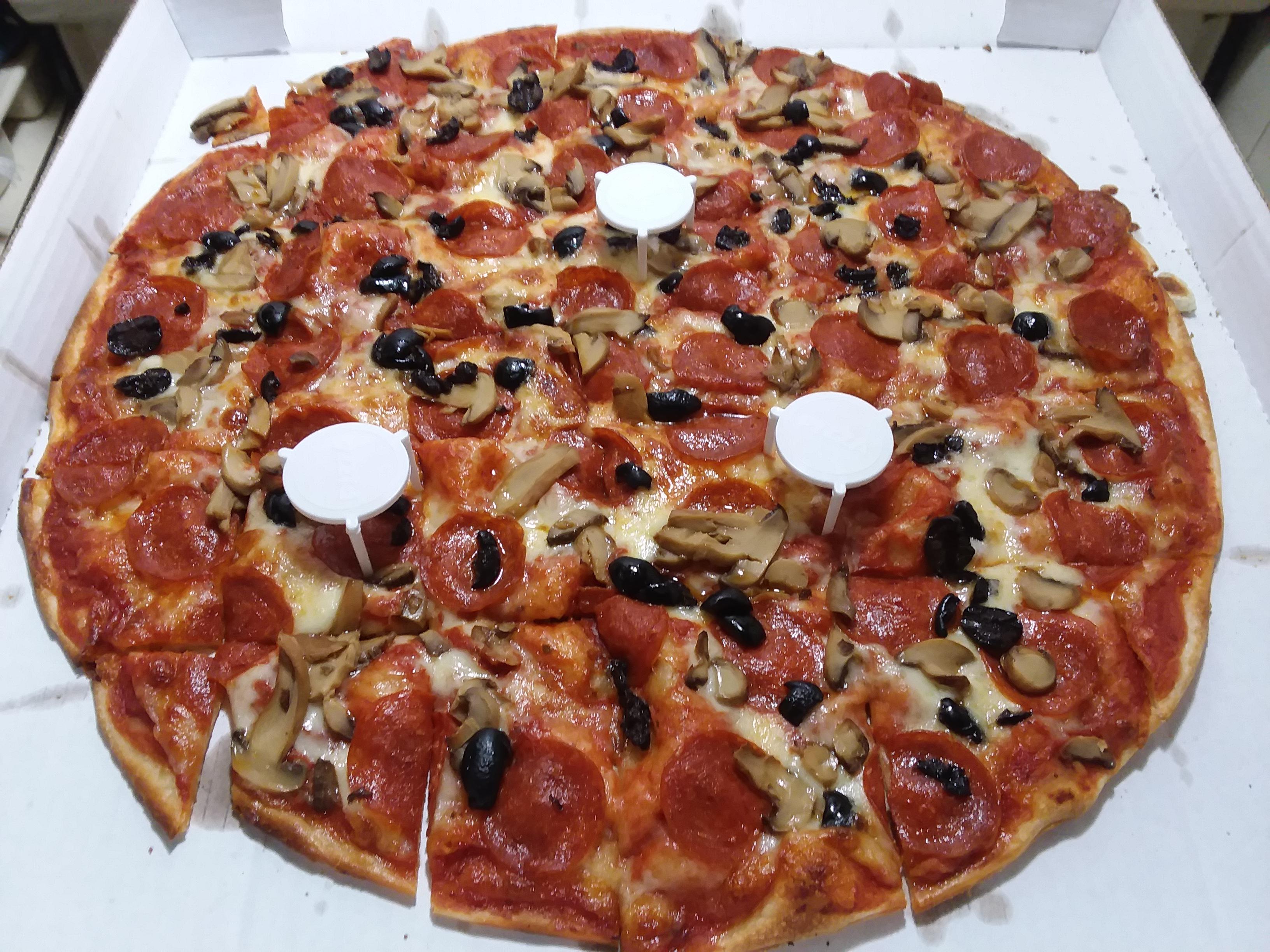 An 18in pepperoni Mushroom and Black olives from Roxy's Pizza r/Pizza