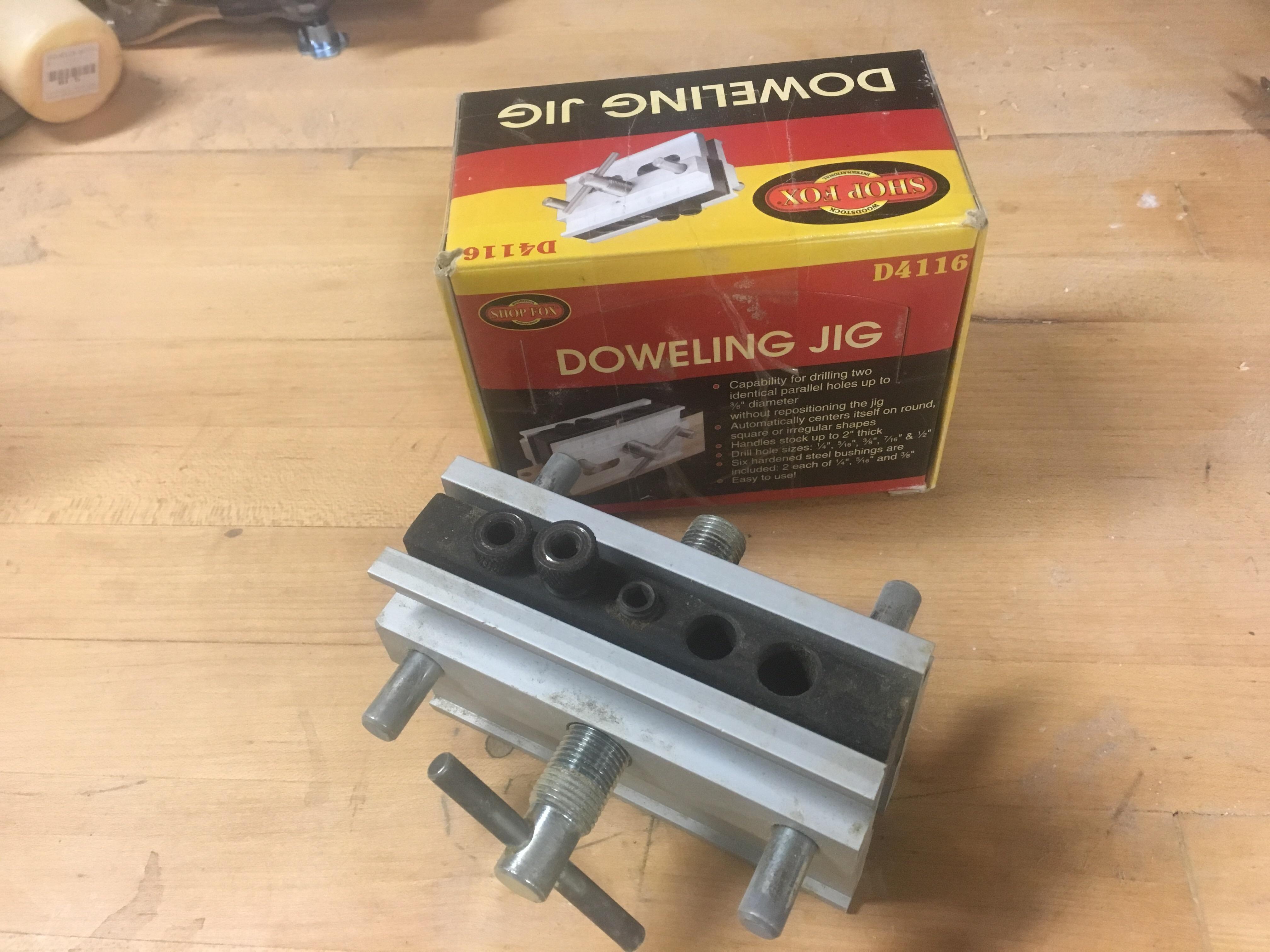 Doweling jig by Shop Fox, this is the new and improved design that