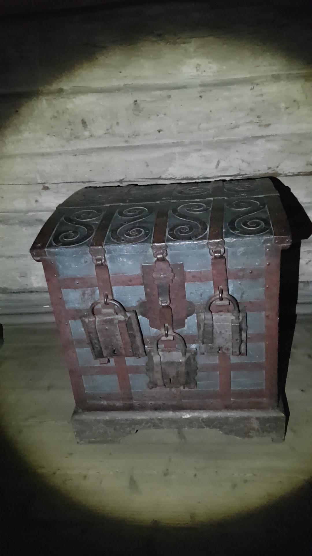 Found an old thrice locked chest in a 16001700th century lords manor