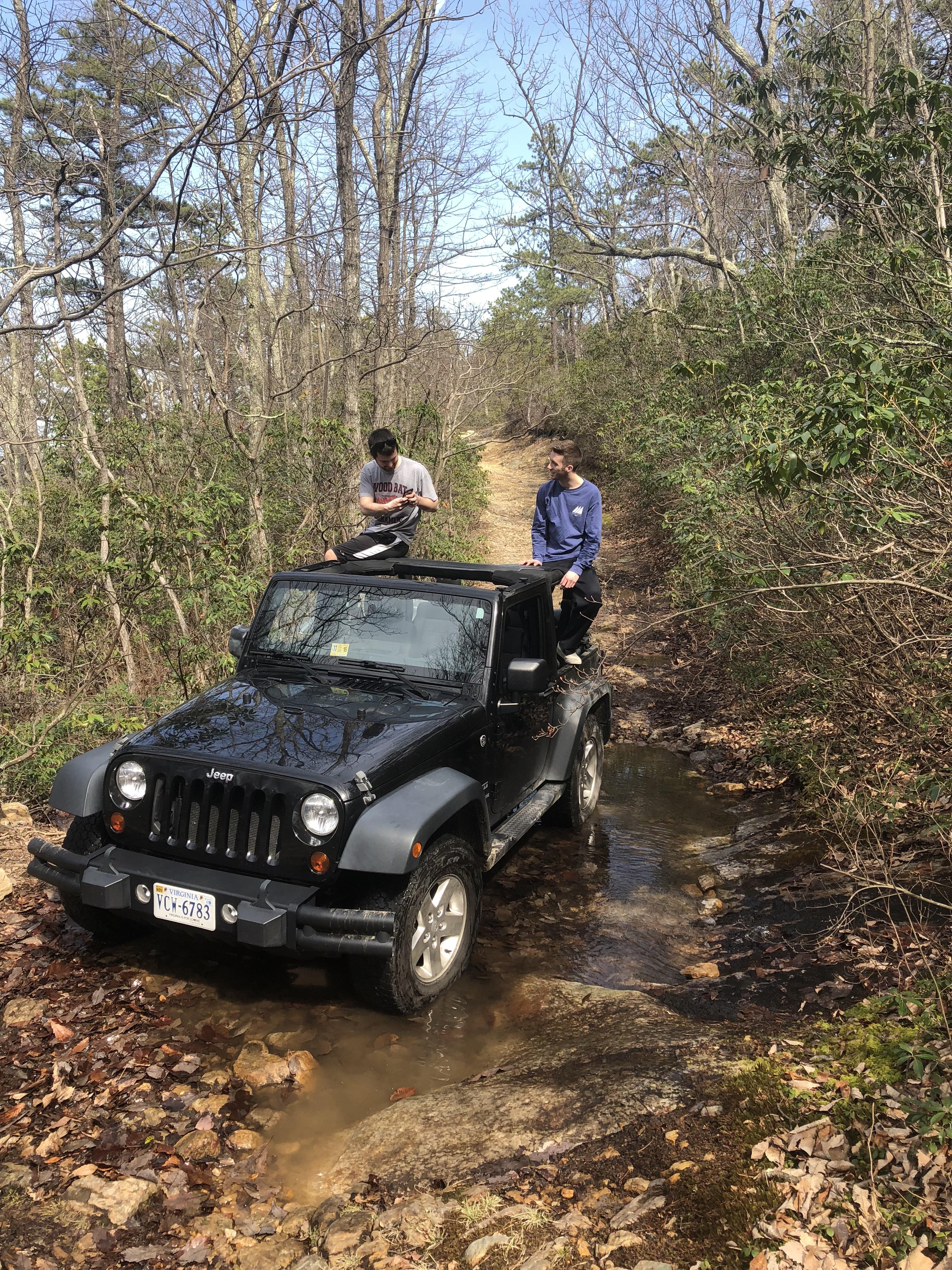 Awesome day at Bald Mountain Jeep trail in northern VA, first time shes