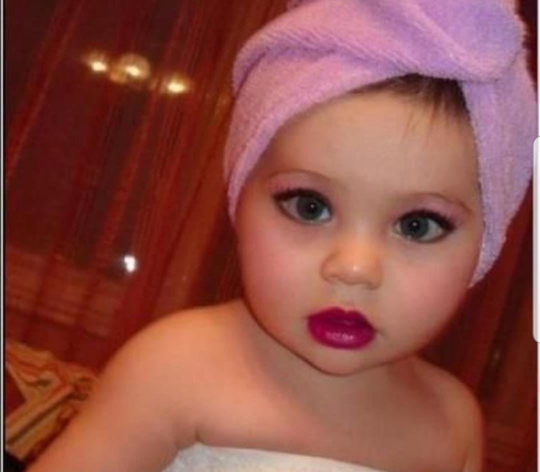 My three year old finished a lip gloss!!!! r/muacirclejerk