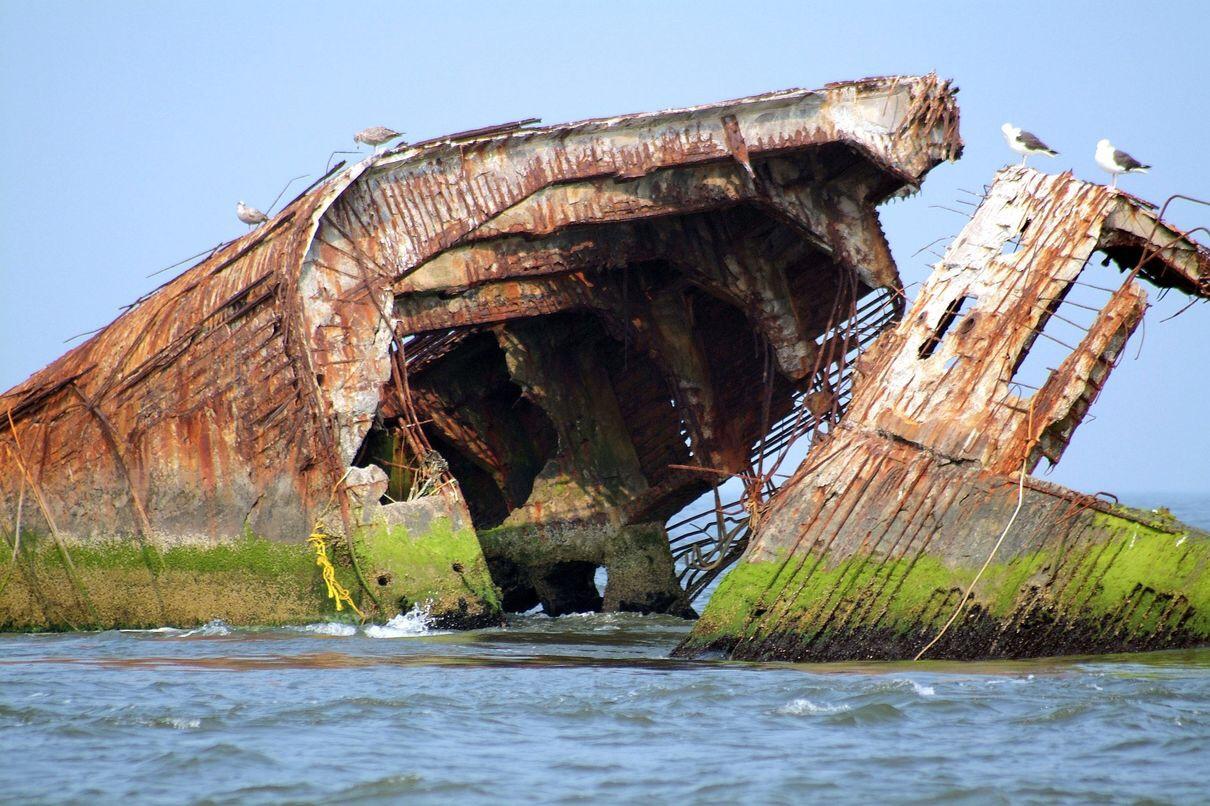 The SS Atlantus was a 259 foot concrete cargo ship launched for the U.S. Navy in 1918. After the