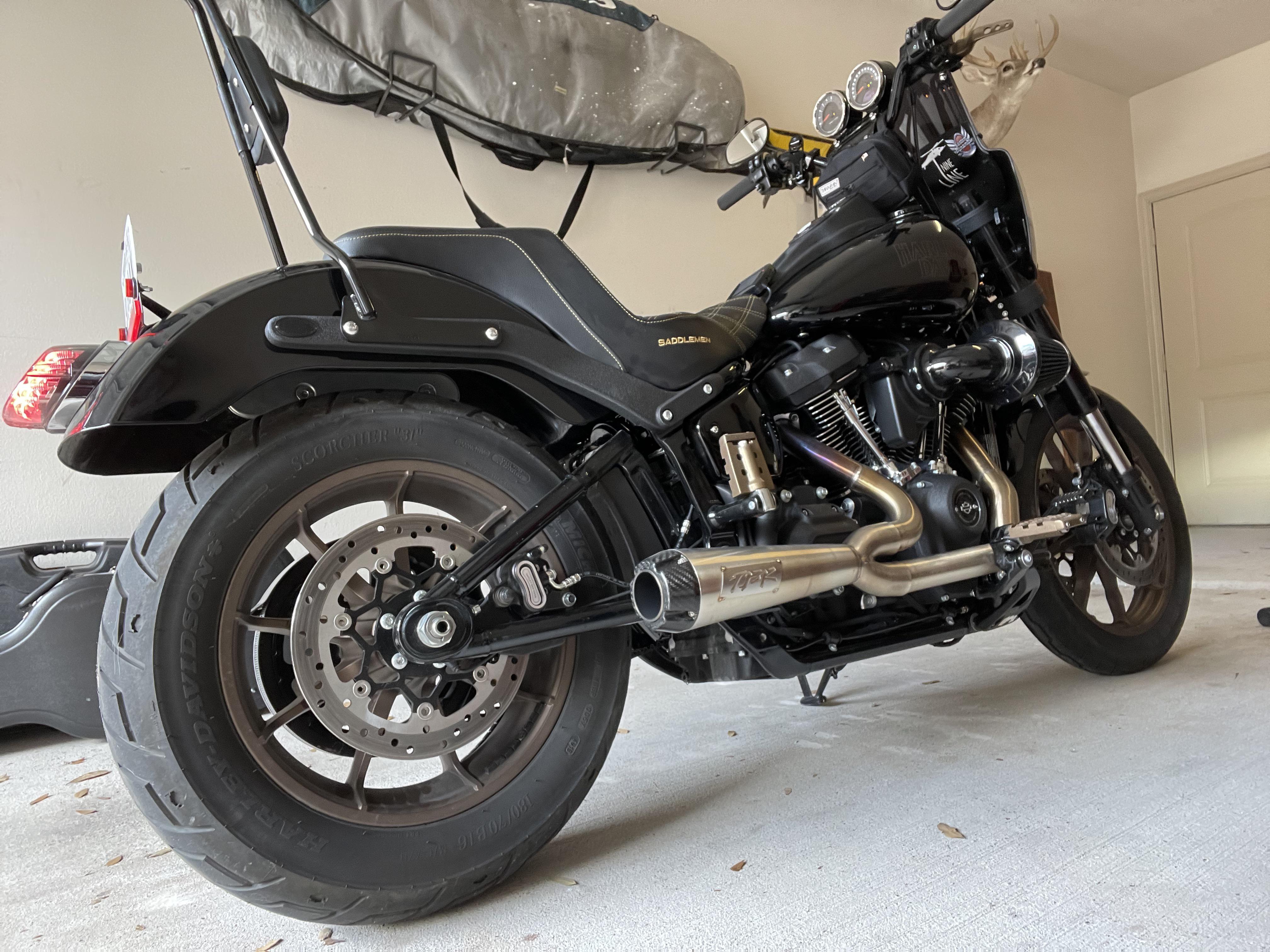 Having issues with front end/ handlebar wobble r/Harley