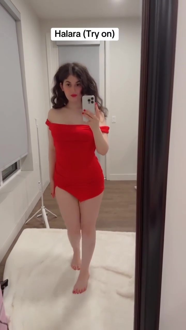 Hungry Lips